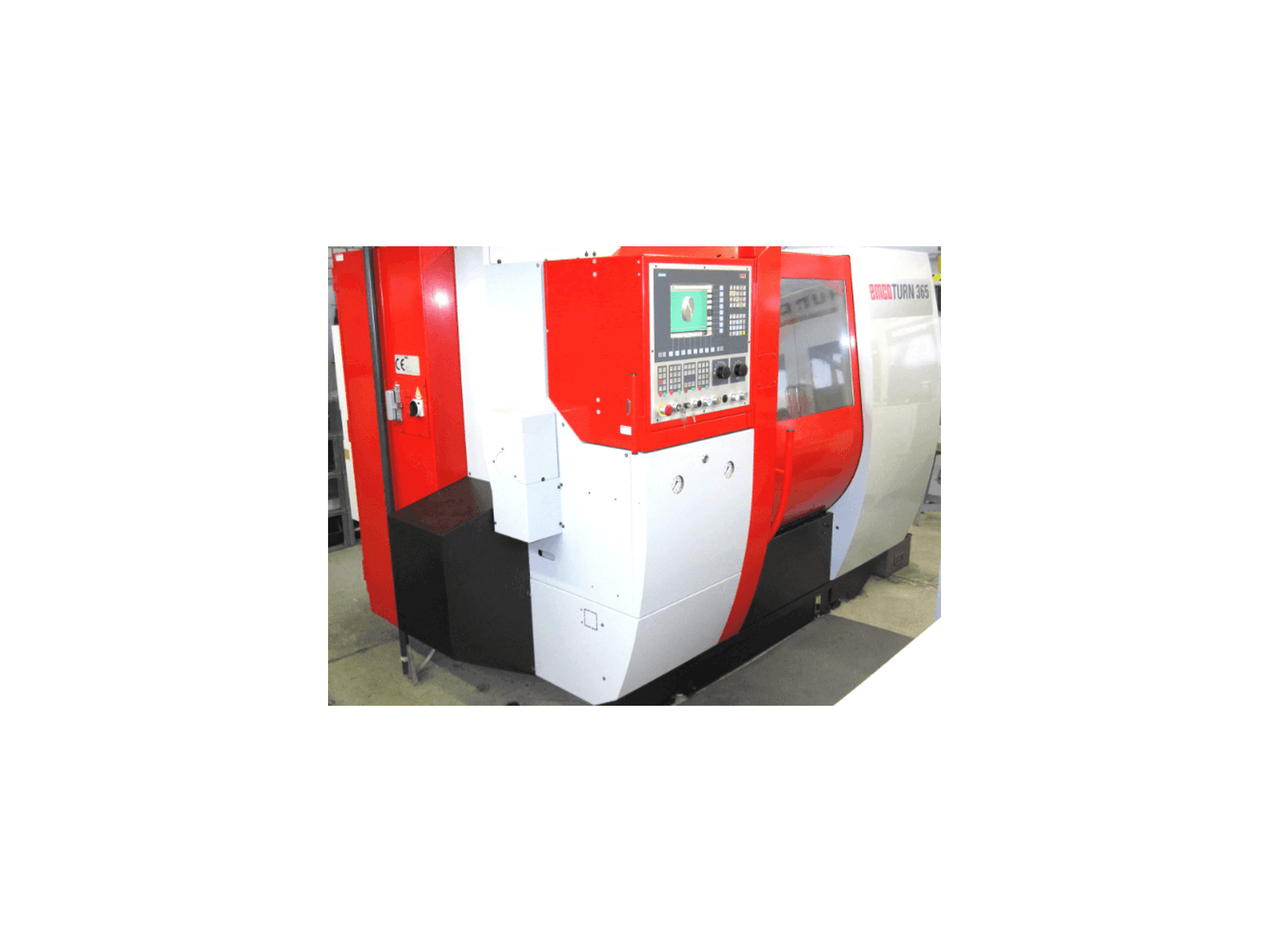 Vista Frontal da EMCO turn 365 tcmy máquina