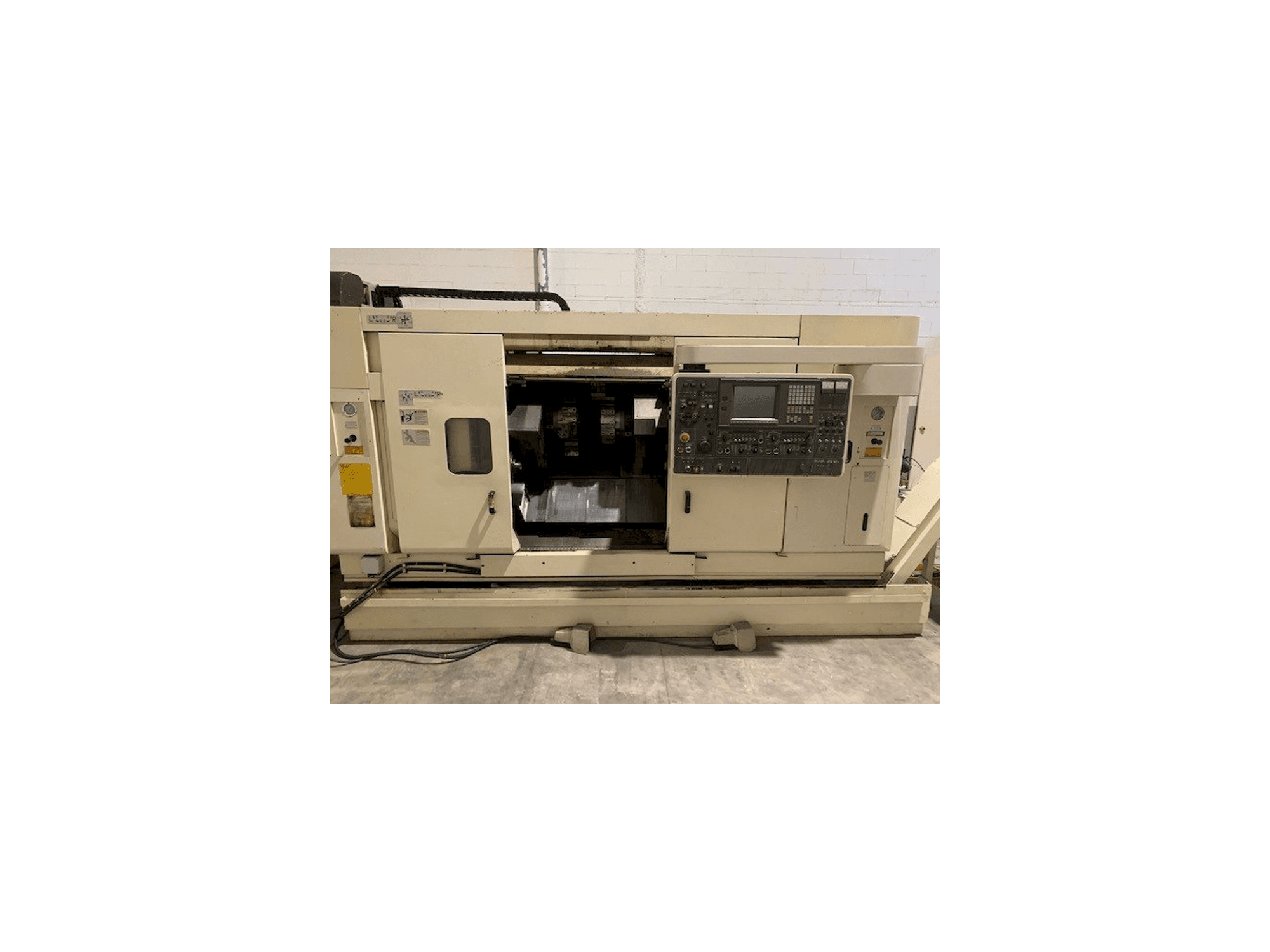 Vista Frontal da NAKAMURA-TOME TW-20 máquina