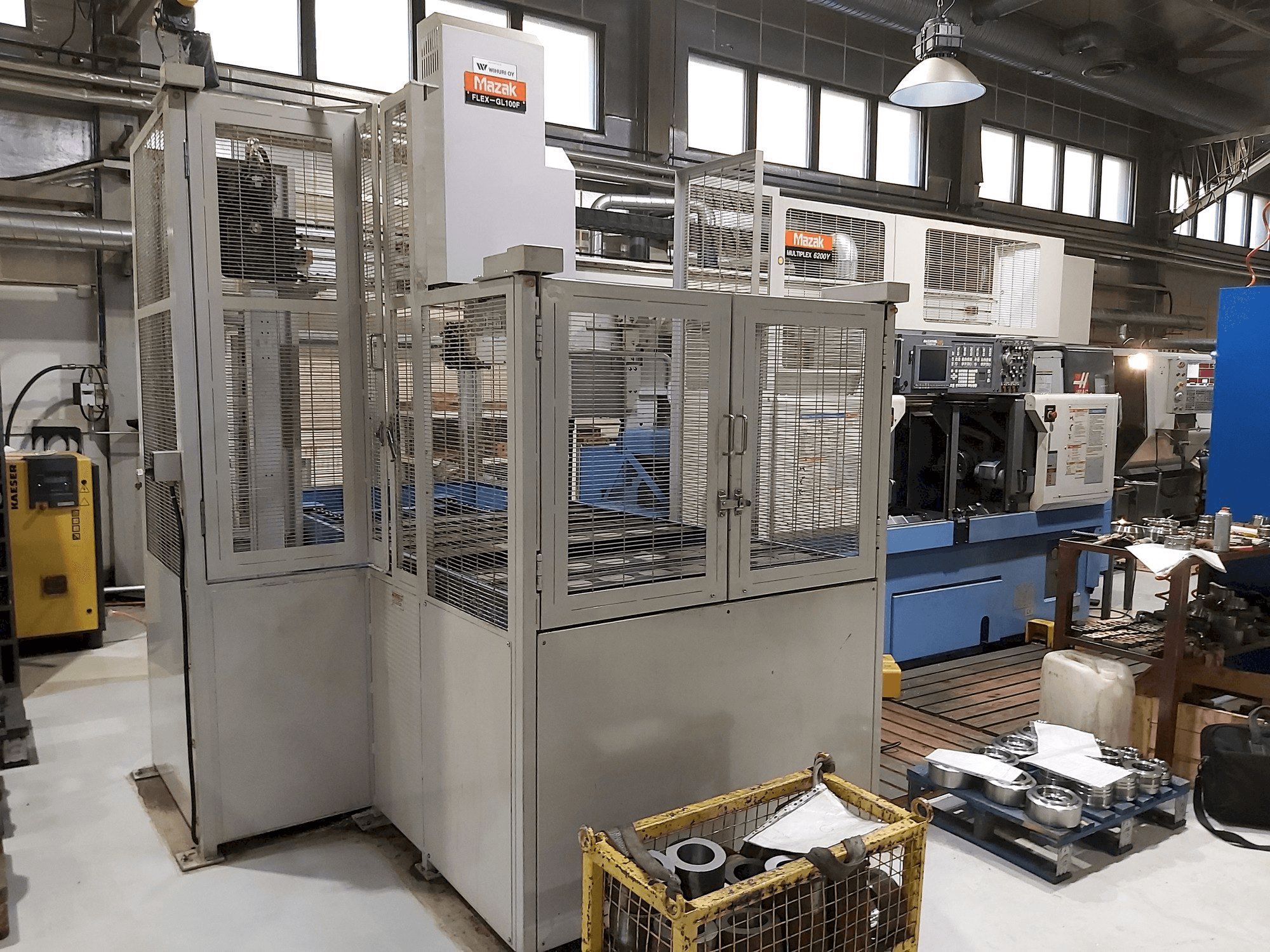 Vista Frontal da Mazak Multiplex 6200Y + Gantry robot máquina