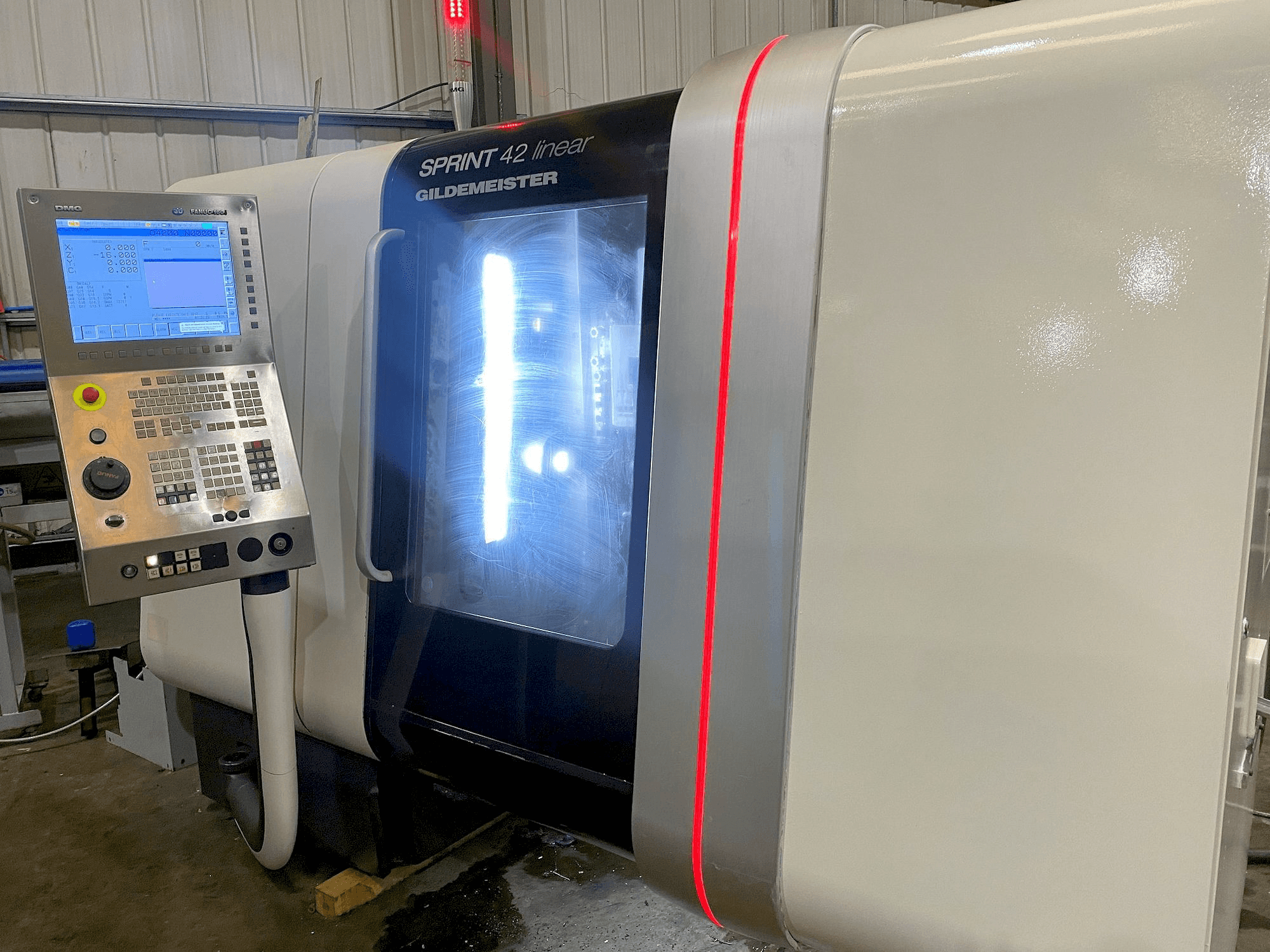 Vista Frontal da DMG GILDEMEISTER SPRINT 42 linear máquina