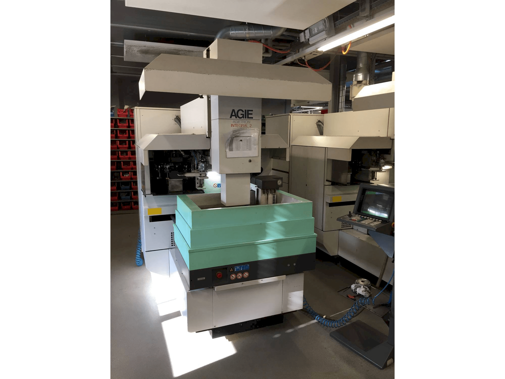 Vista Frontal da AGIE INTEGRAL 2 máquina