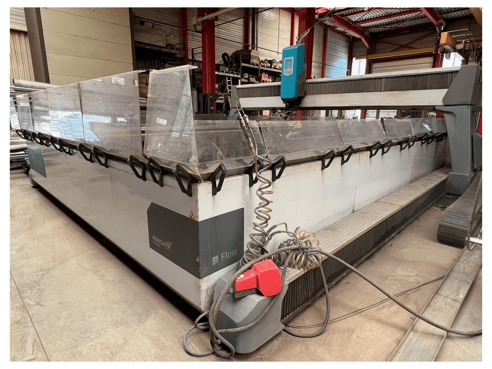 Vista Frontal da Flow MACH4 4060 XD máquina