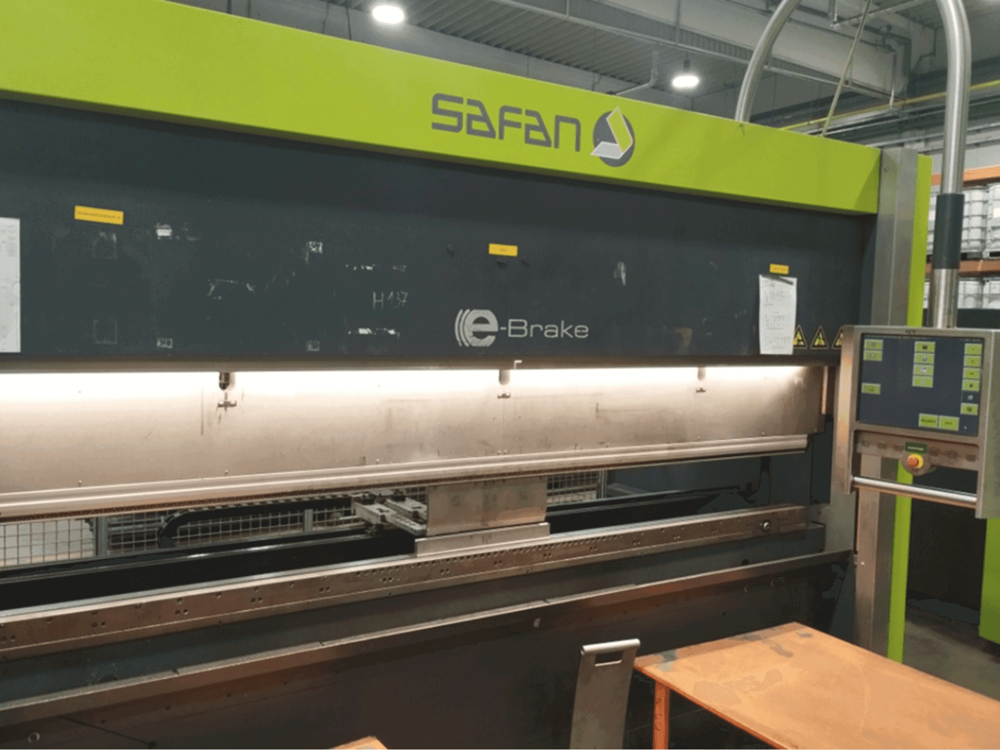 Vista Frontal da Safan SAFAN E-BRAKE 100-3100 máquina