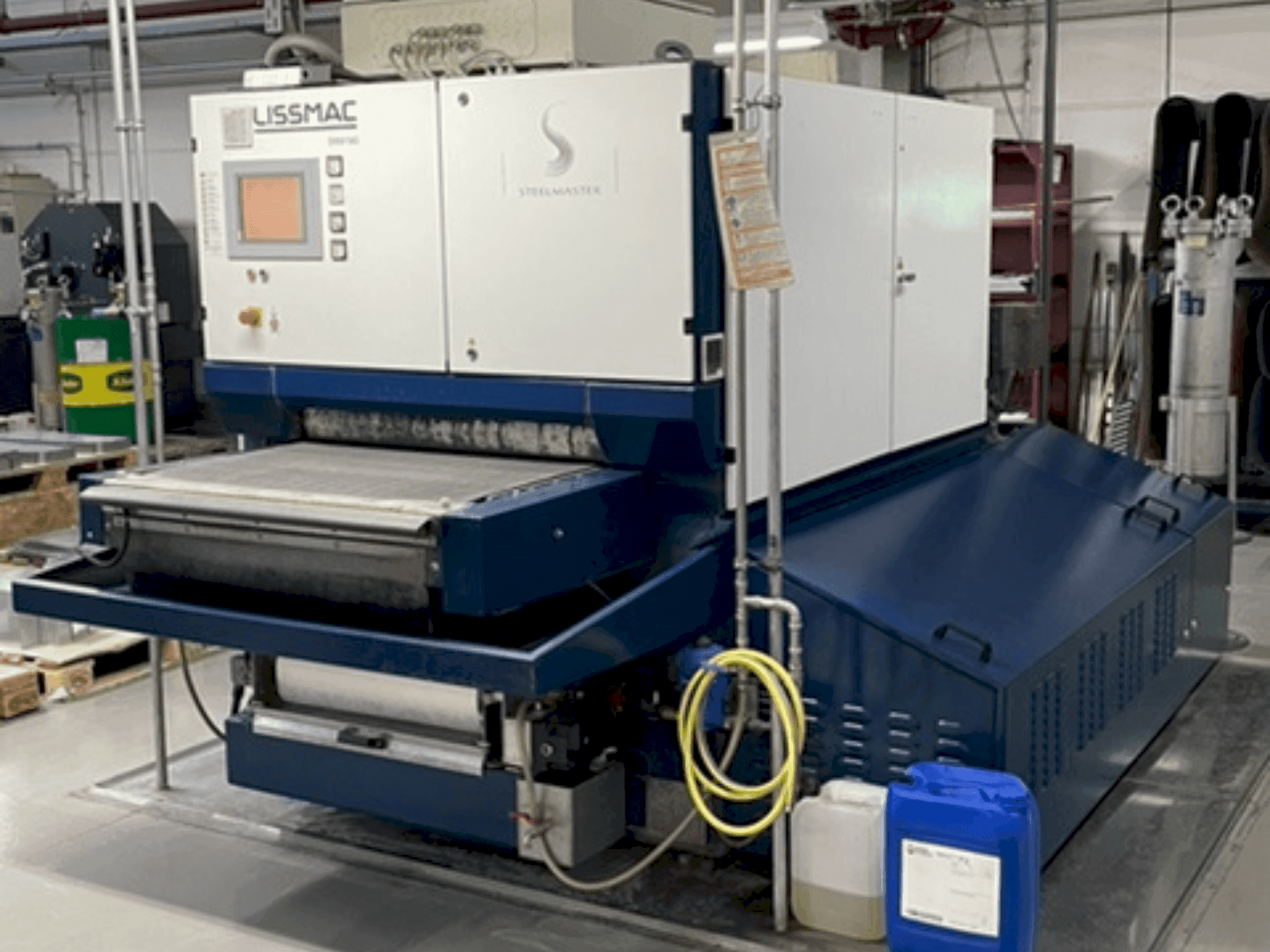 Vista Frontal da LISSMAC SMW 543 RTTB máquina