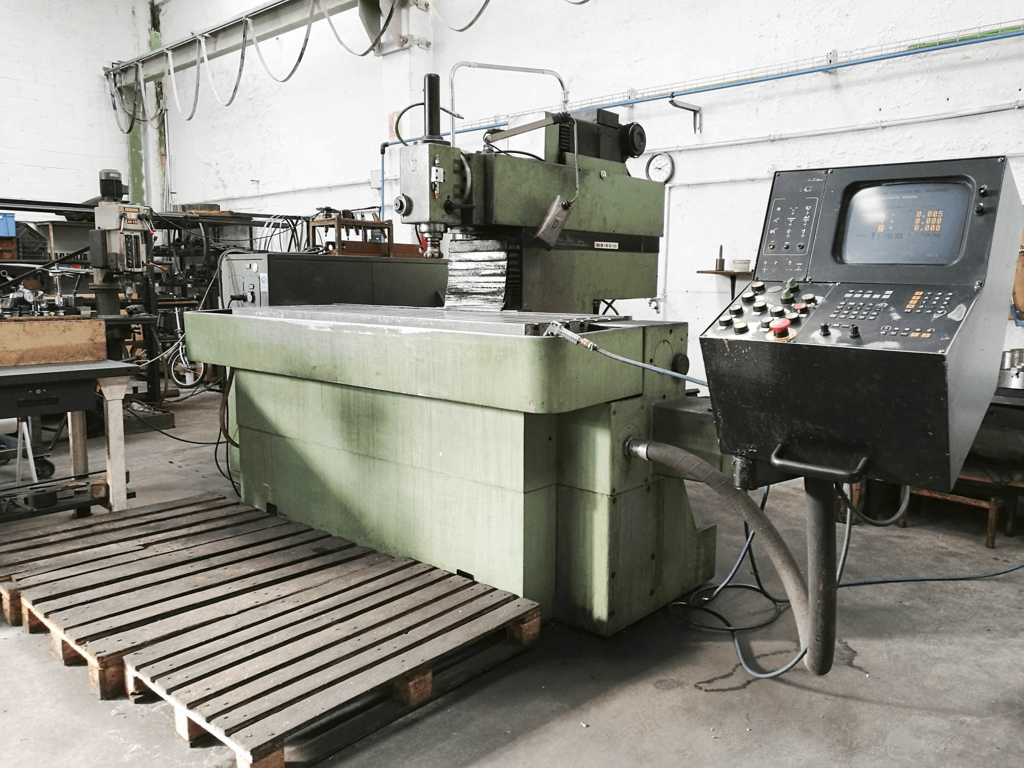 Vista Direita da Metba MB-55-D máquina