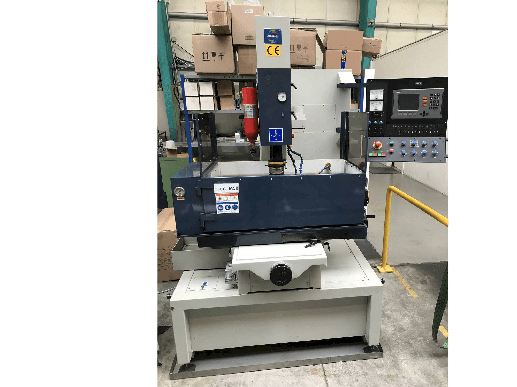 Vista Frontal da i-cut M50 máquina