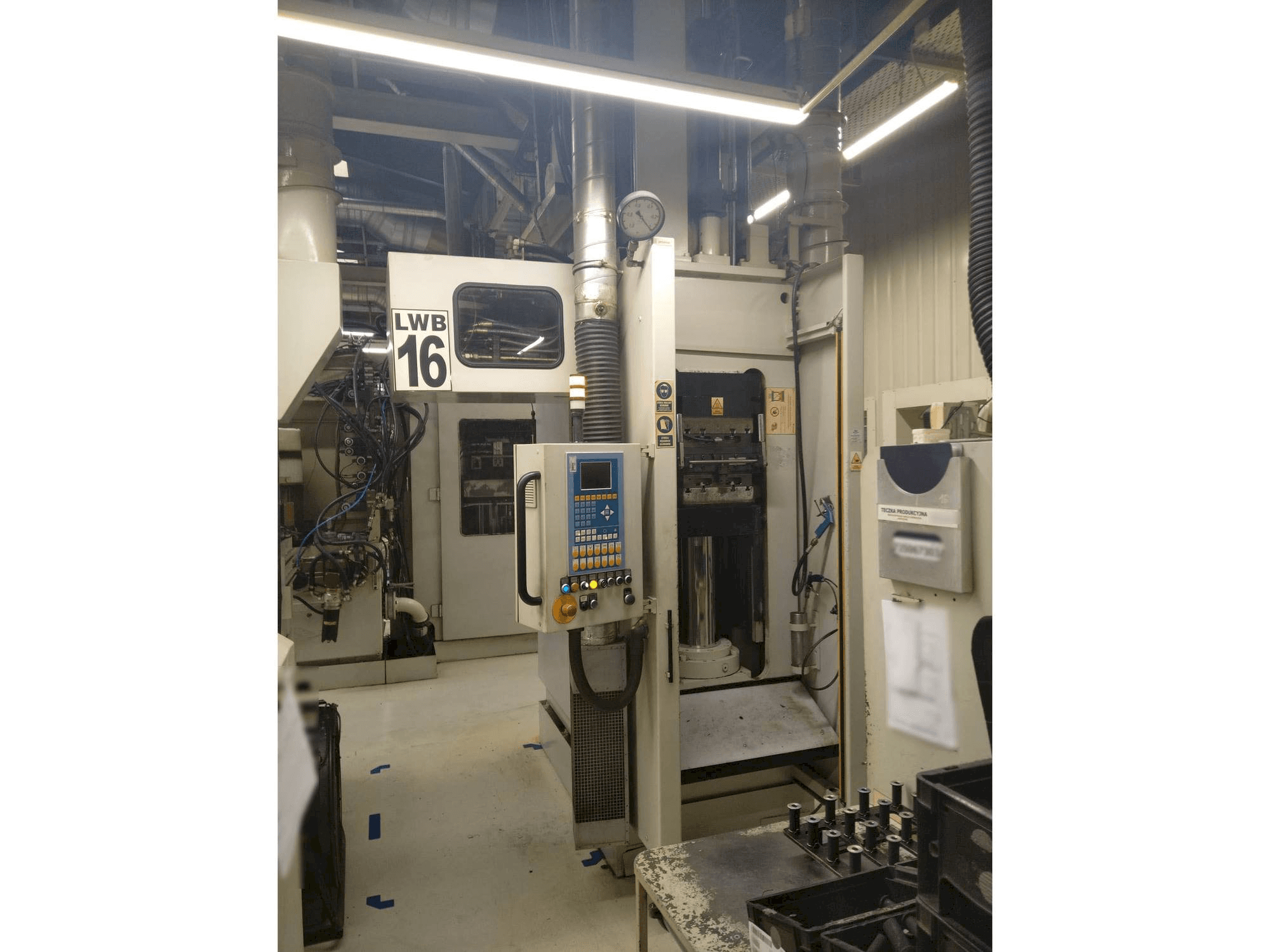 Vista Frontal da LWB STEINL VRE 1100/1000 máquina