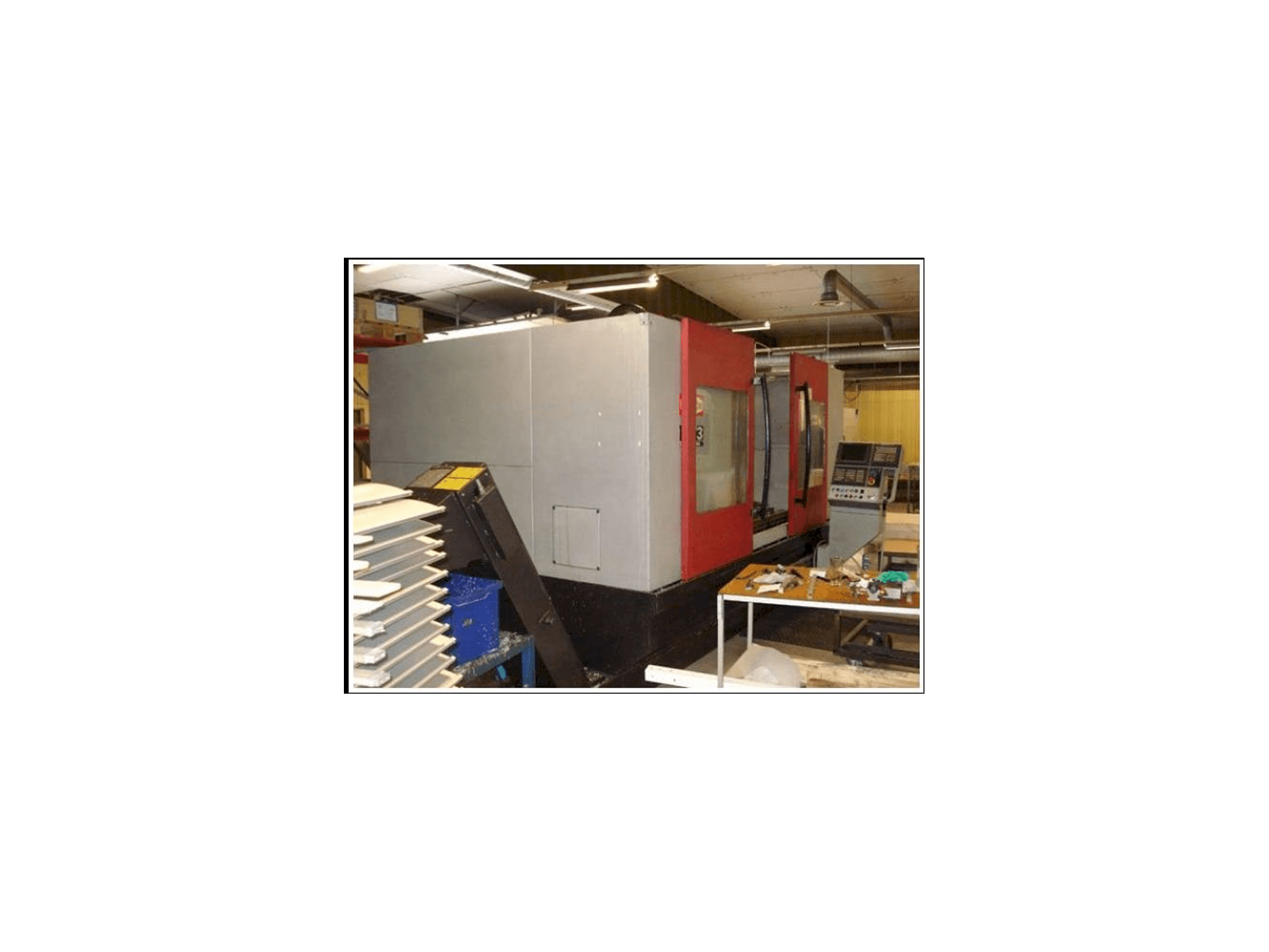 Vista Lateral Esquerda da Eikon MV3 máquina