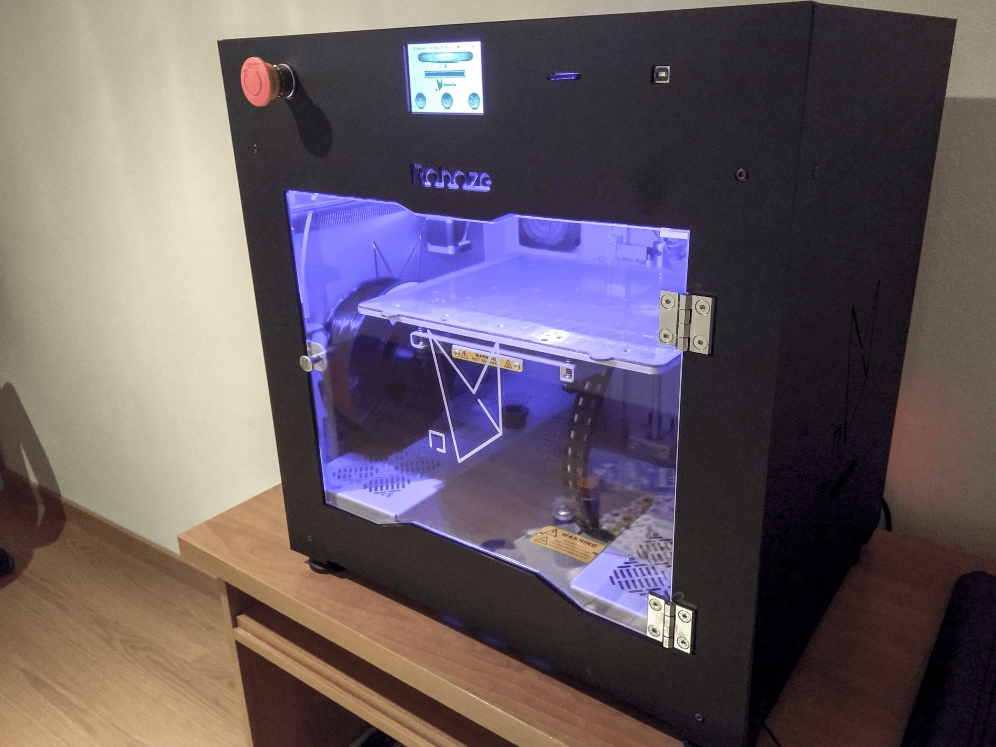 Vista Direita da Roboze One máquina