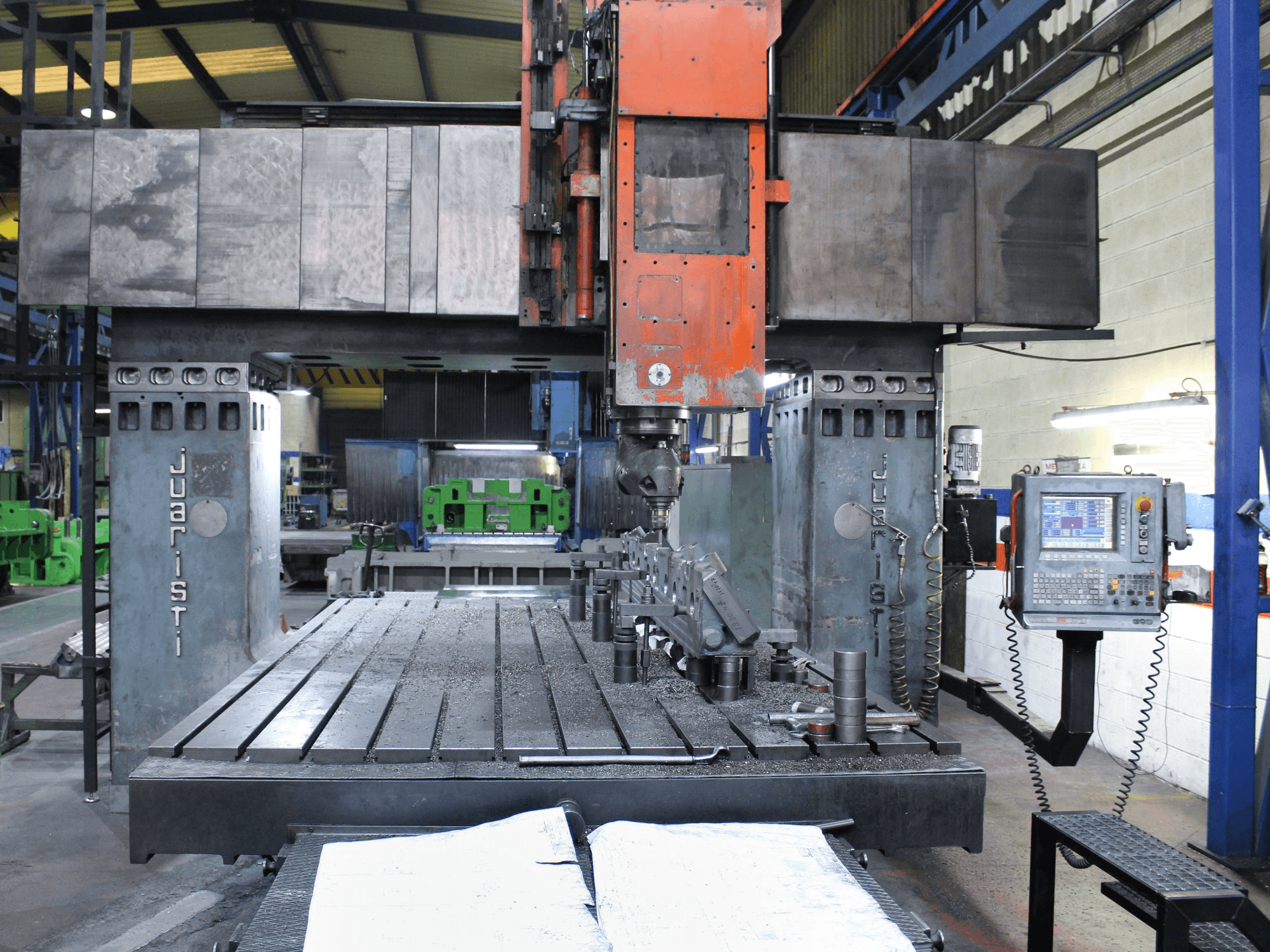 Vista Frontal da JUARISTI FTF-1-CNC-COP máquina