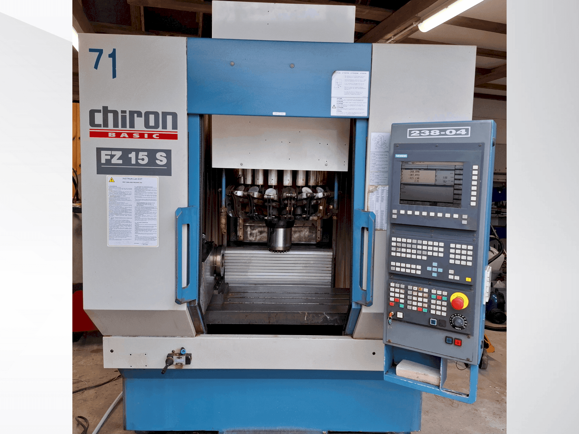 Vista Frontal da CHIRON FZ 15 S máquina