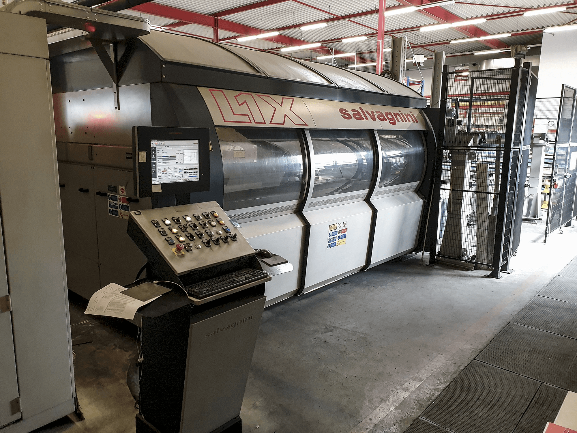 Vista Esquerda da Salvagnini L1X máquina