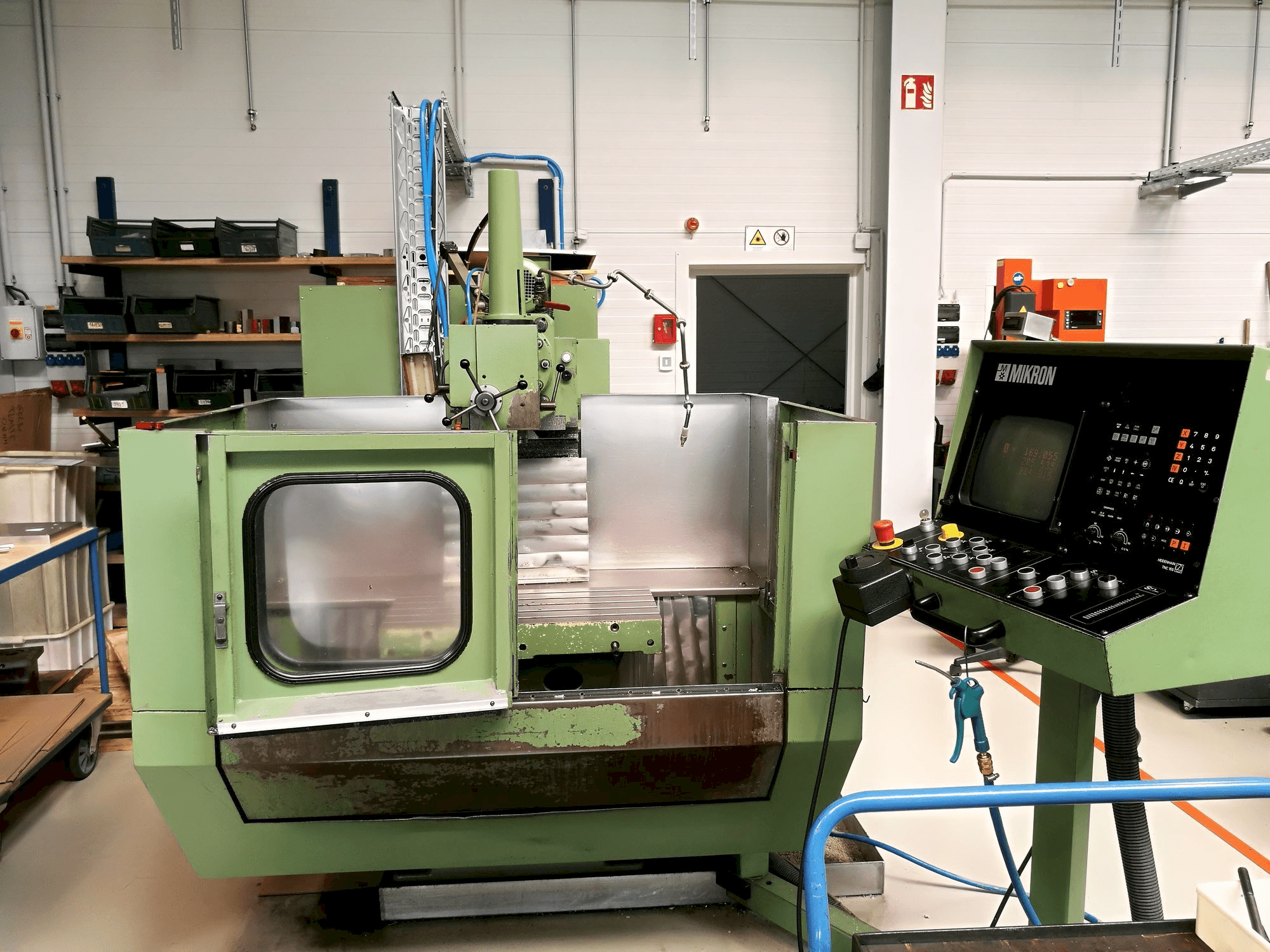 Vista Frontal da MIKRON WF 21 C máquina