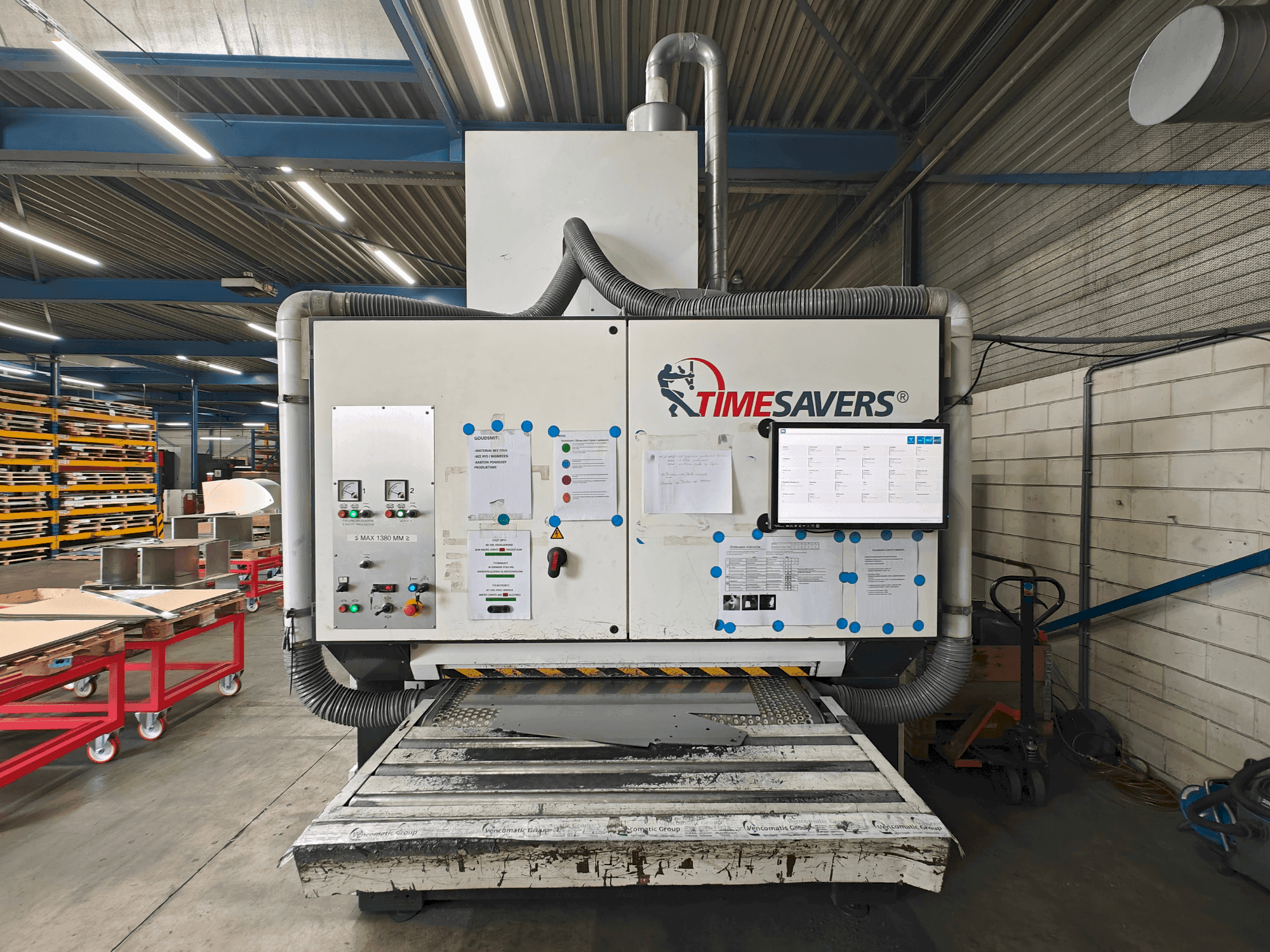 Vista Frontal da TIMESAVERS 42-serie-1350-RB máquina