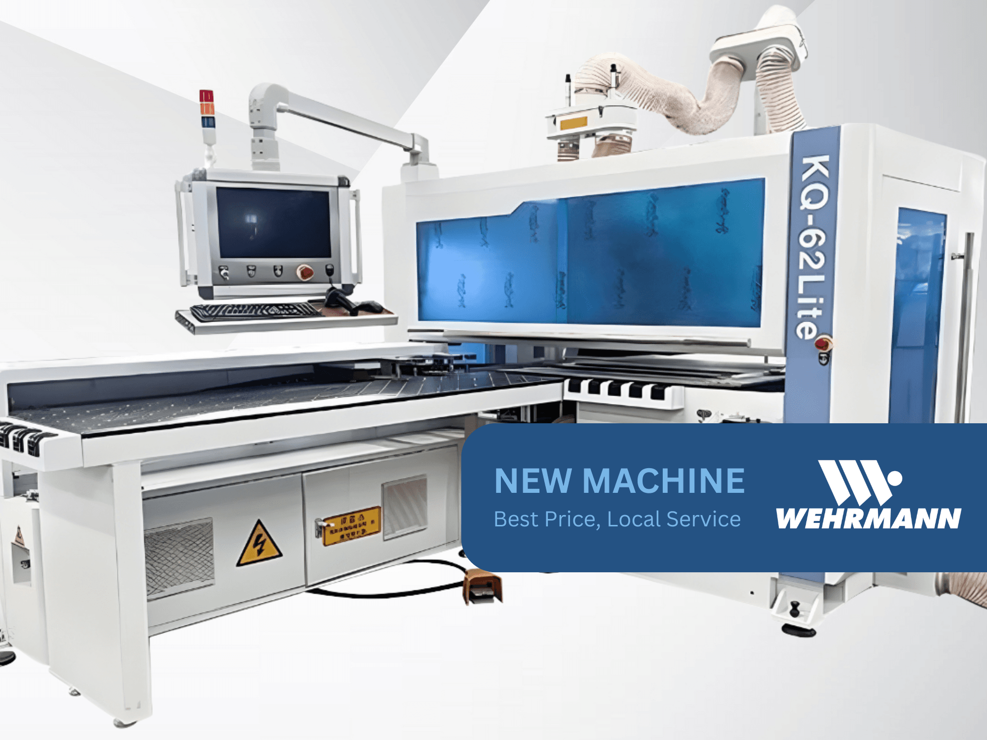Máquina CNC Wehrmann KQ-62Lite, vista frontal, com um ecrã digital, painel de controlo e tapete rolante com sinais de aviso de segurança.