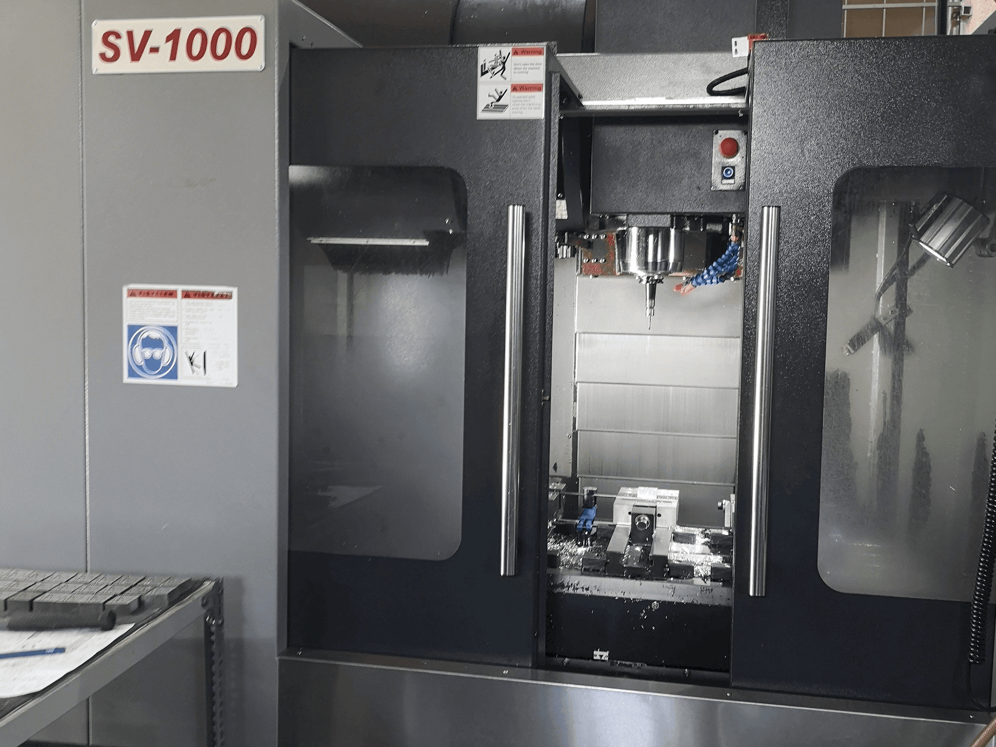 Vista Frontal da NCT KAFO SV-1000 máquina