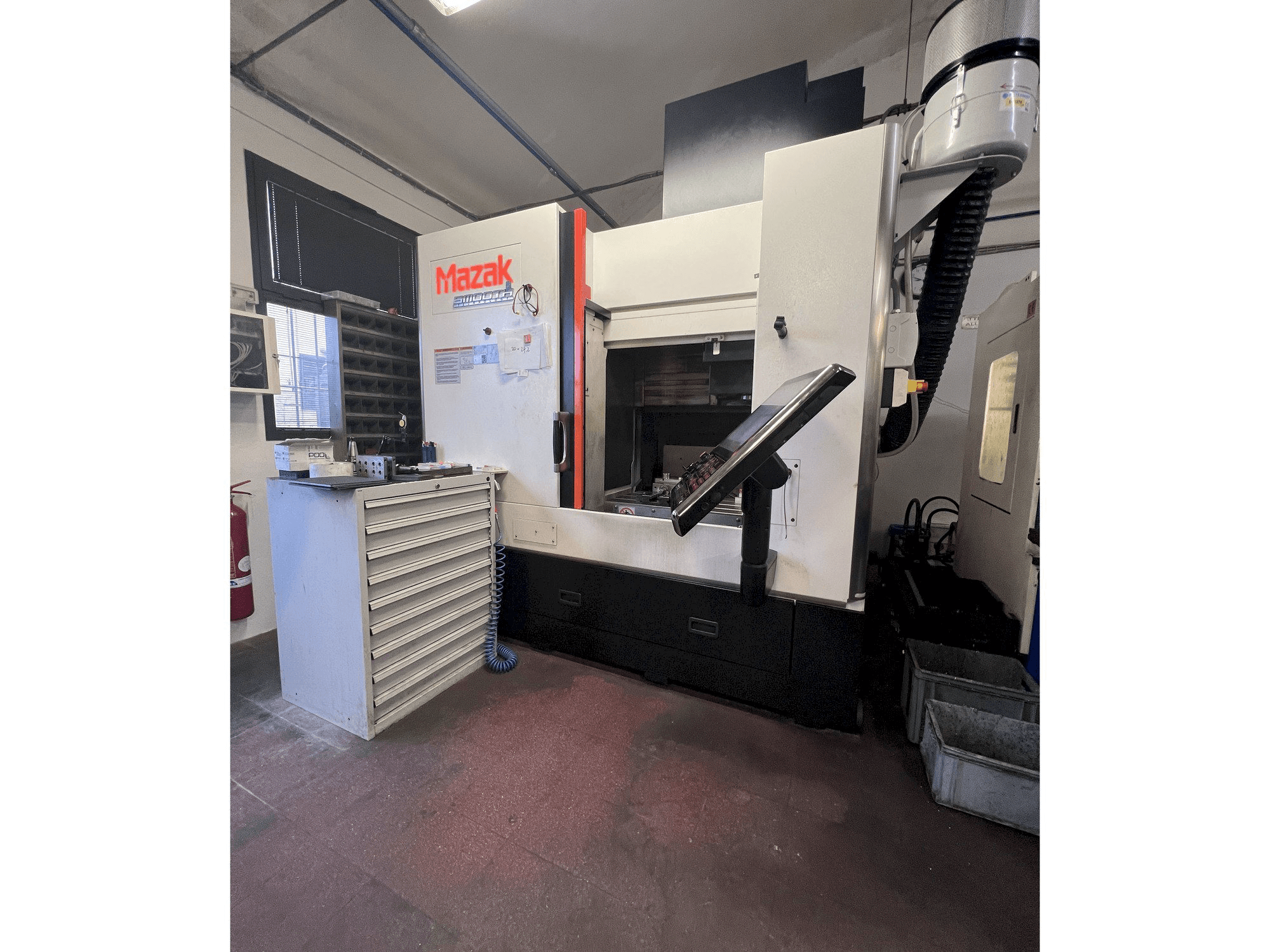 Vista Frontal da Mazak FJV 200 Smooth G máquina