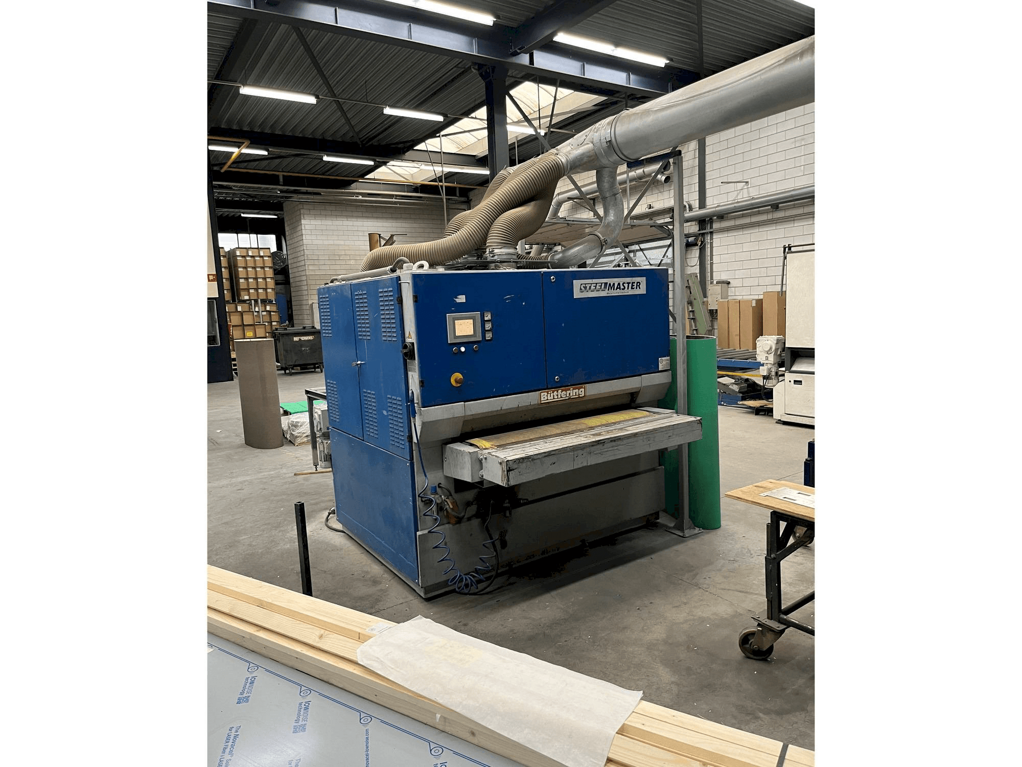 Vista Frontal da BUTFERING PRIMA 313 RRT máquina