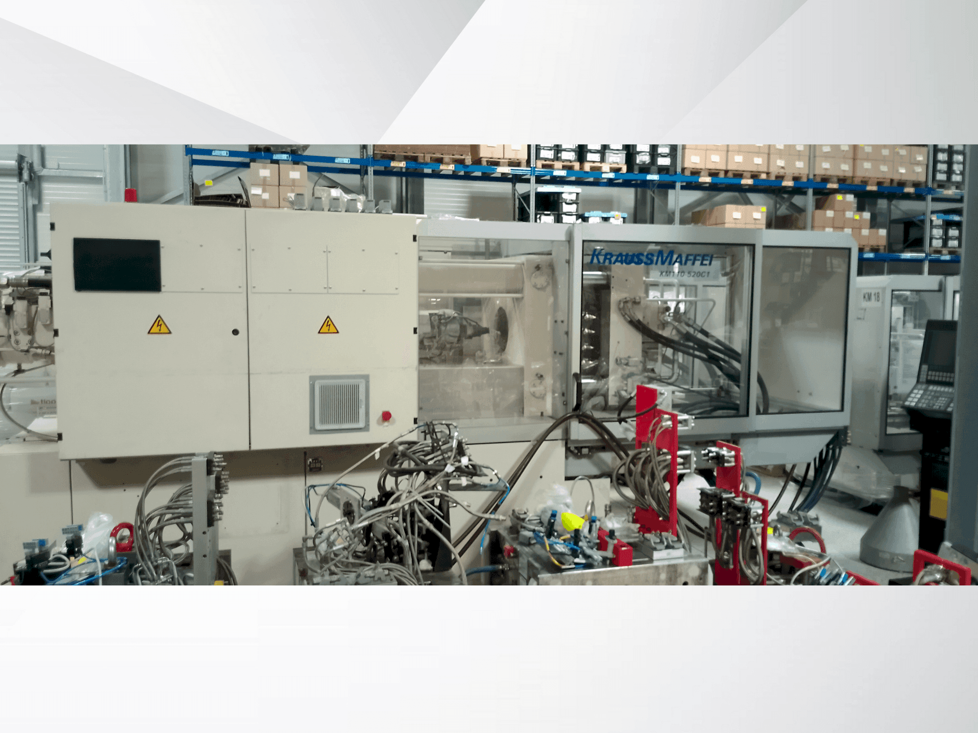 Vista Frontal da Krauss Maffei 110-520 C1 máquina