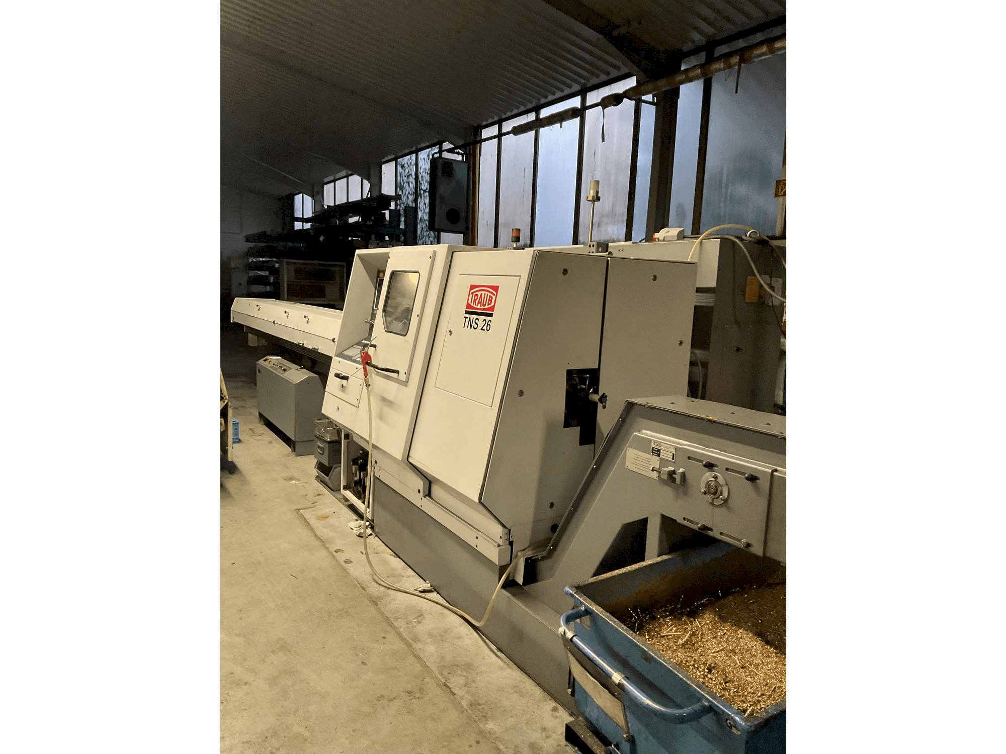 Vista Frontal da TRAUB TNS 26 DGY máquina