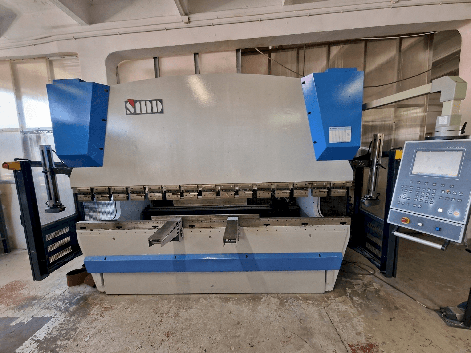 Vista Frontal da SMD PBH 3100 máquina