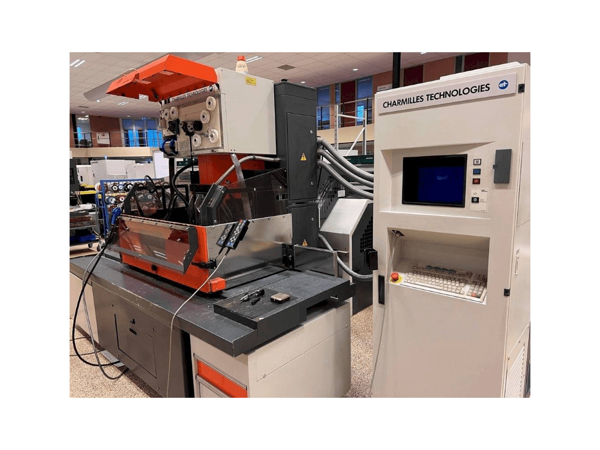 Vista Frontal da CHARMILLES Robofil FI6020 CSL2 máquina