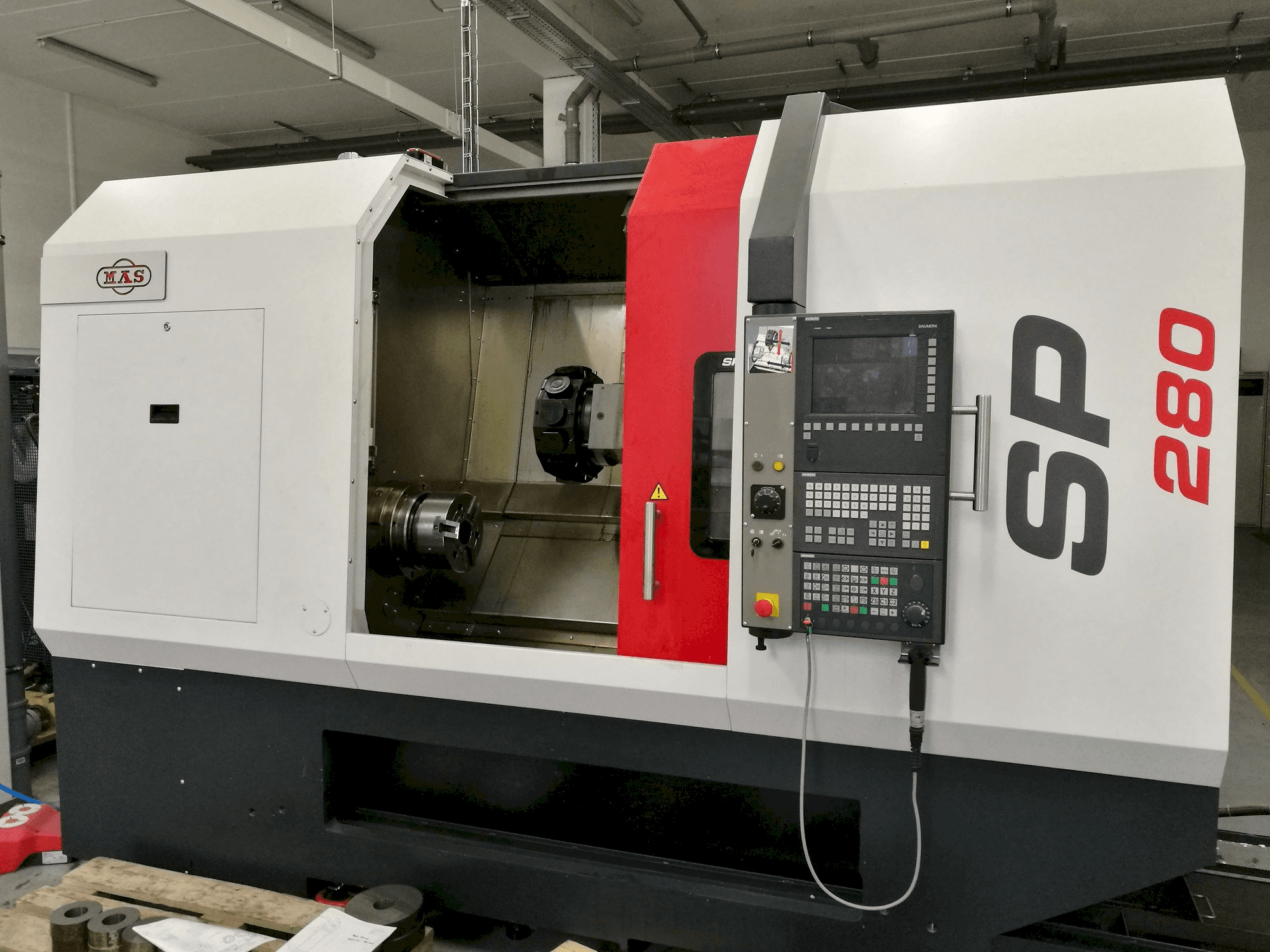 Vista Frontal da KOVOSVIT MAS SP 280 SY máquina