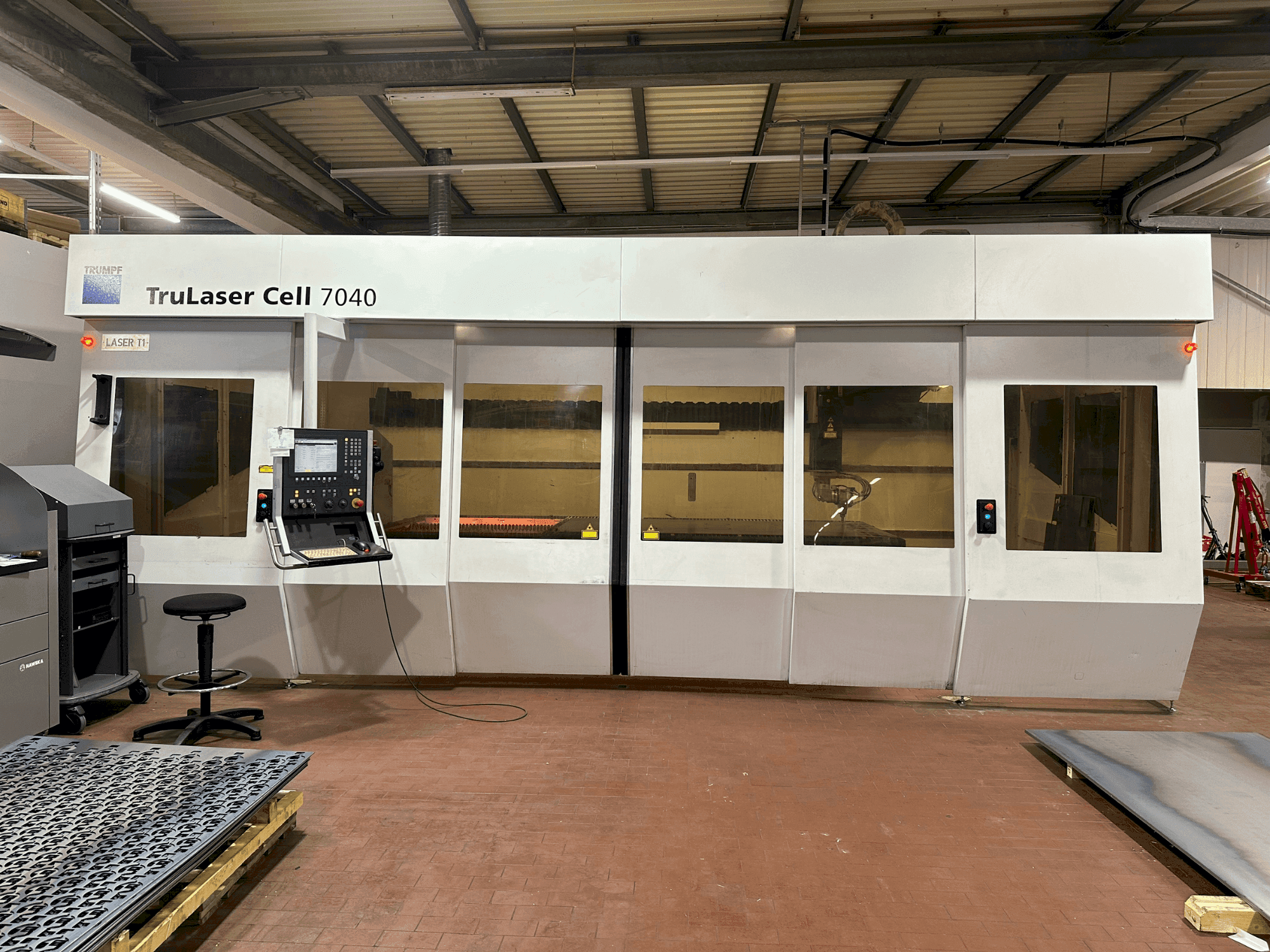 Vista Frontal da TRUMPF TruLaser Cell 7040 máquina
