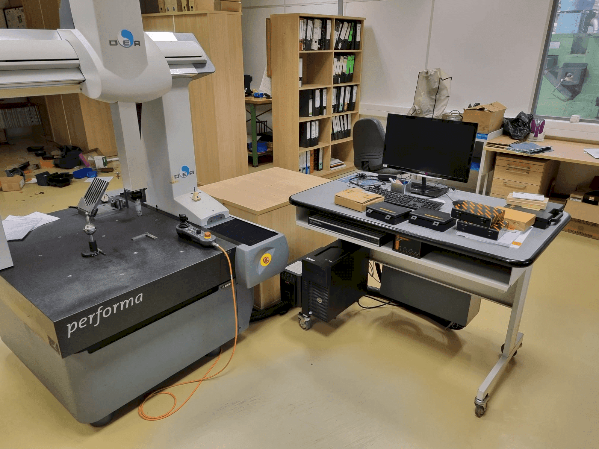 Vista Frontal da DEA Global 070705 performa máquina