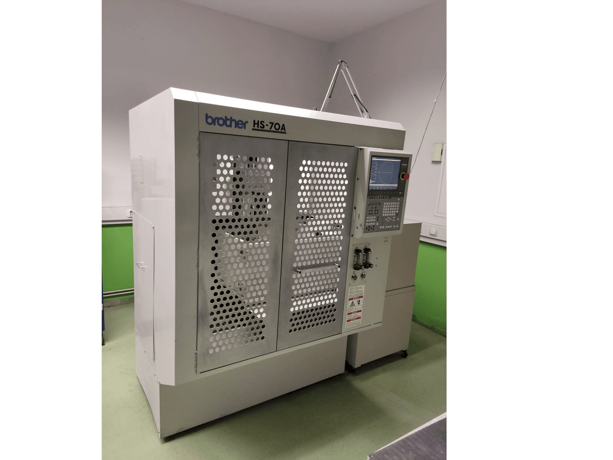 Vista Frontal da Brother HS-70A máquina