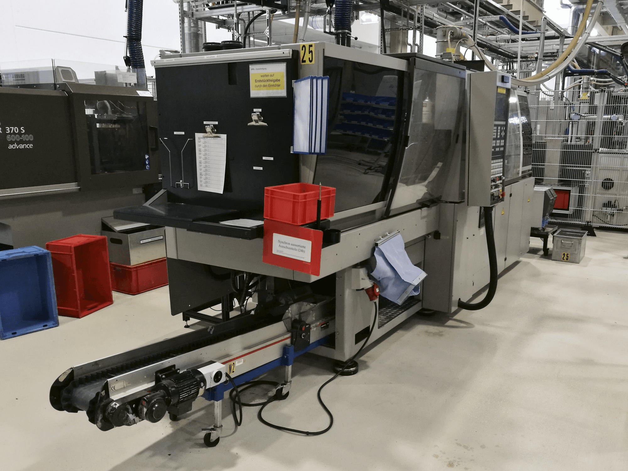 Vista Esquerda da ENGEL ES 200/50 HLST máquina