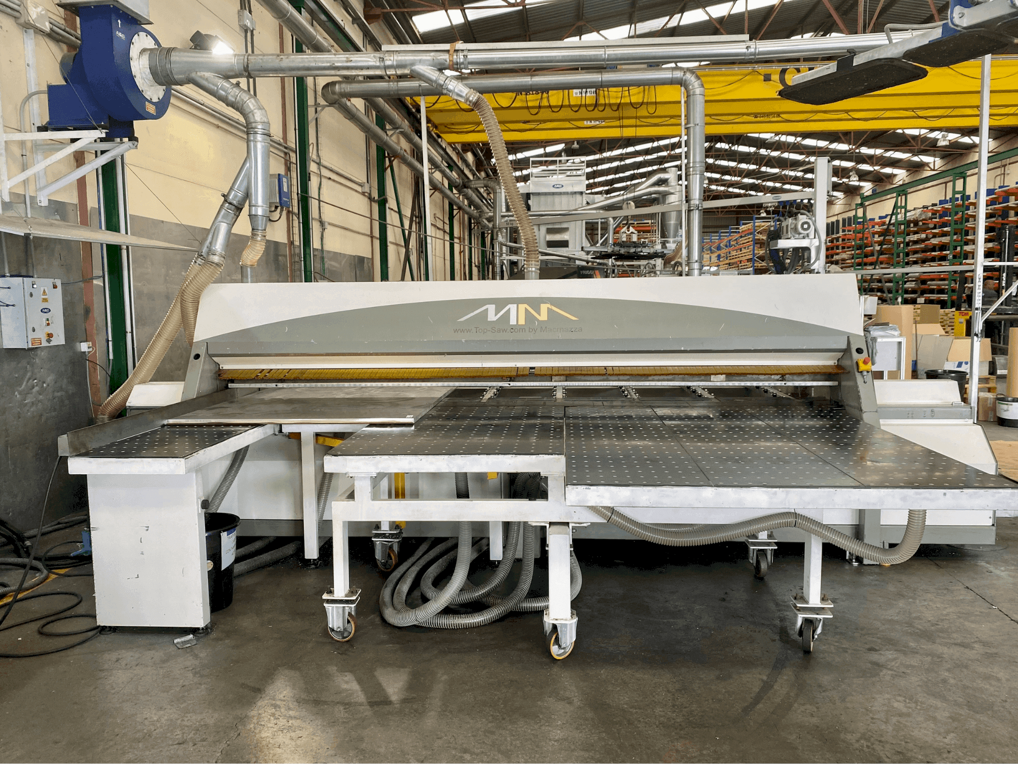 Vista Frontal da MACMAZZA Top Saw máquina