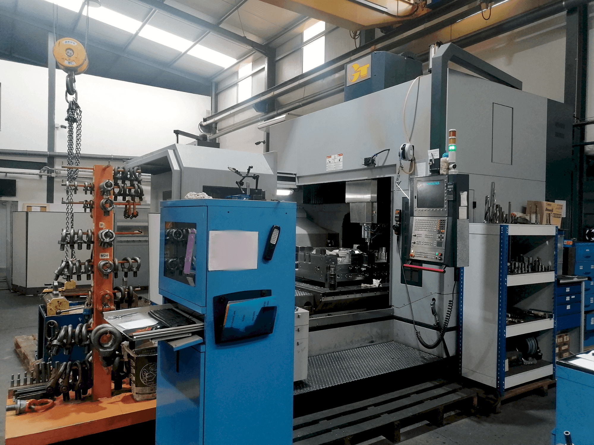 Vista Frontal da GENTIGER GT1614V máquina