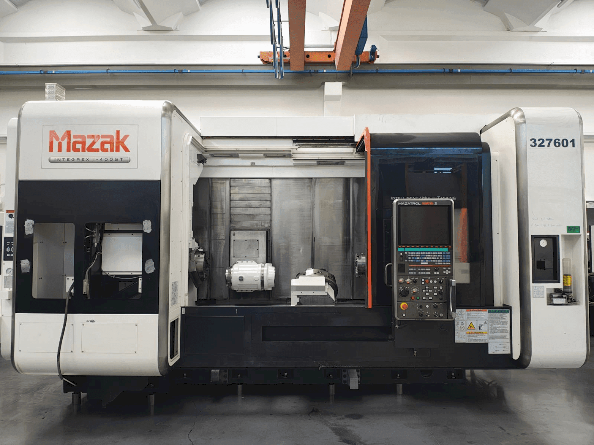 Vista Frontal da Mazak Integrex i-400 ST máquina