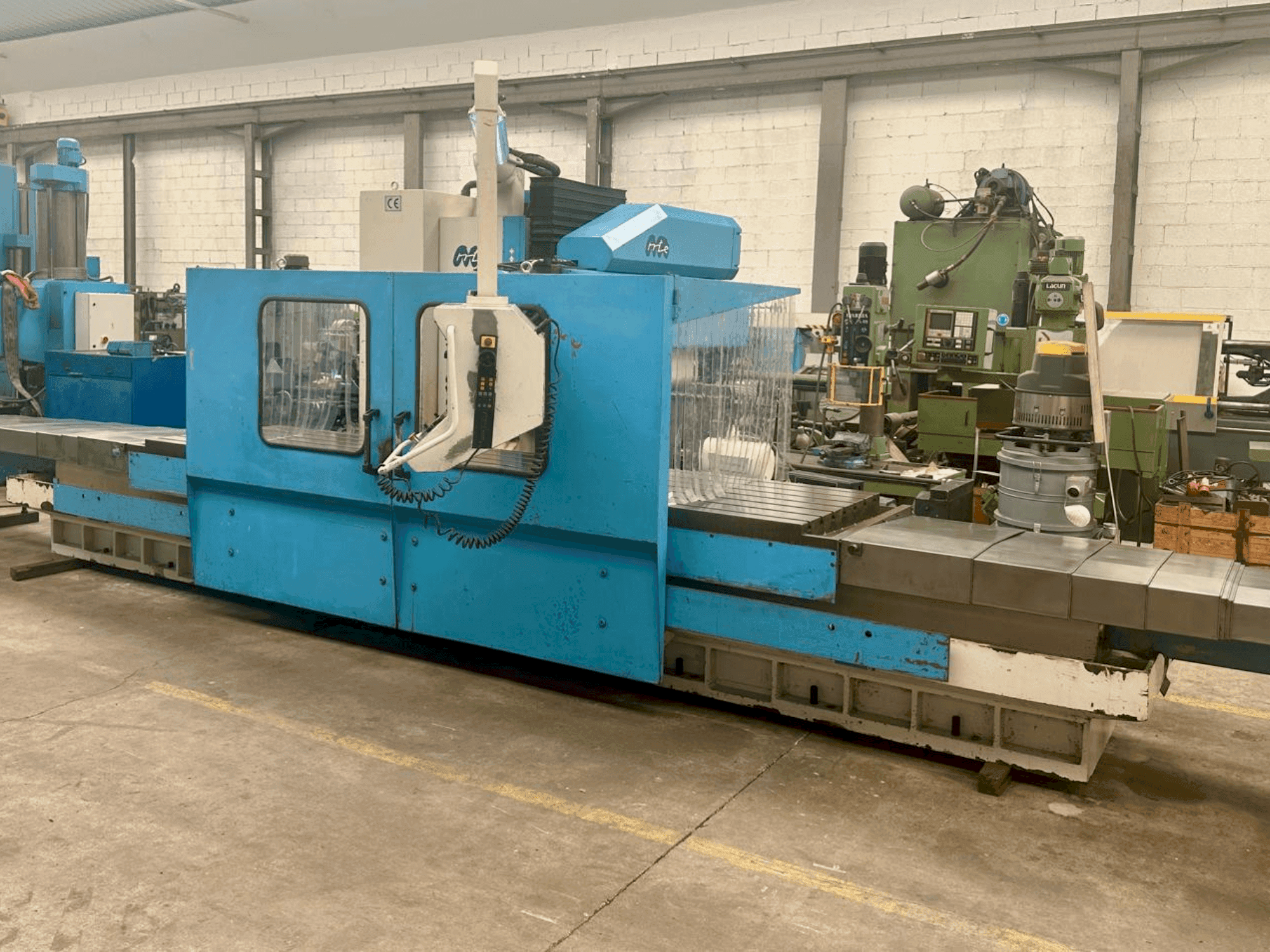 Vista Frontal da MTE BF 4200 máquina