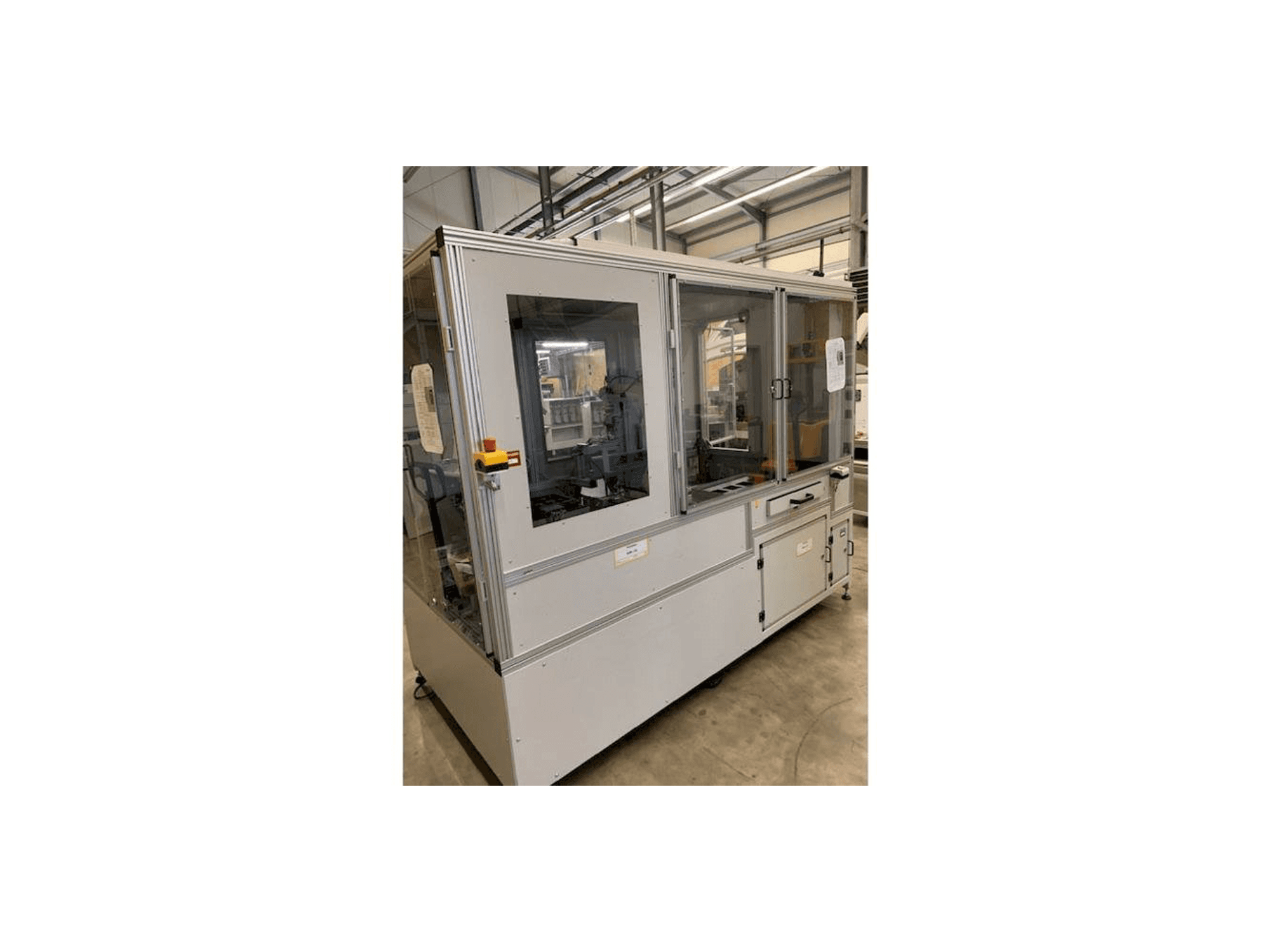 Vista Lateral Esquerda da SEHO Robot cell sorting station máquina