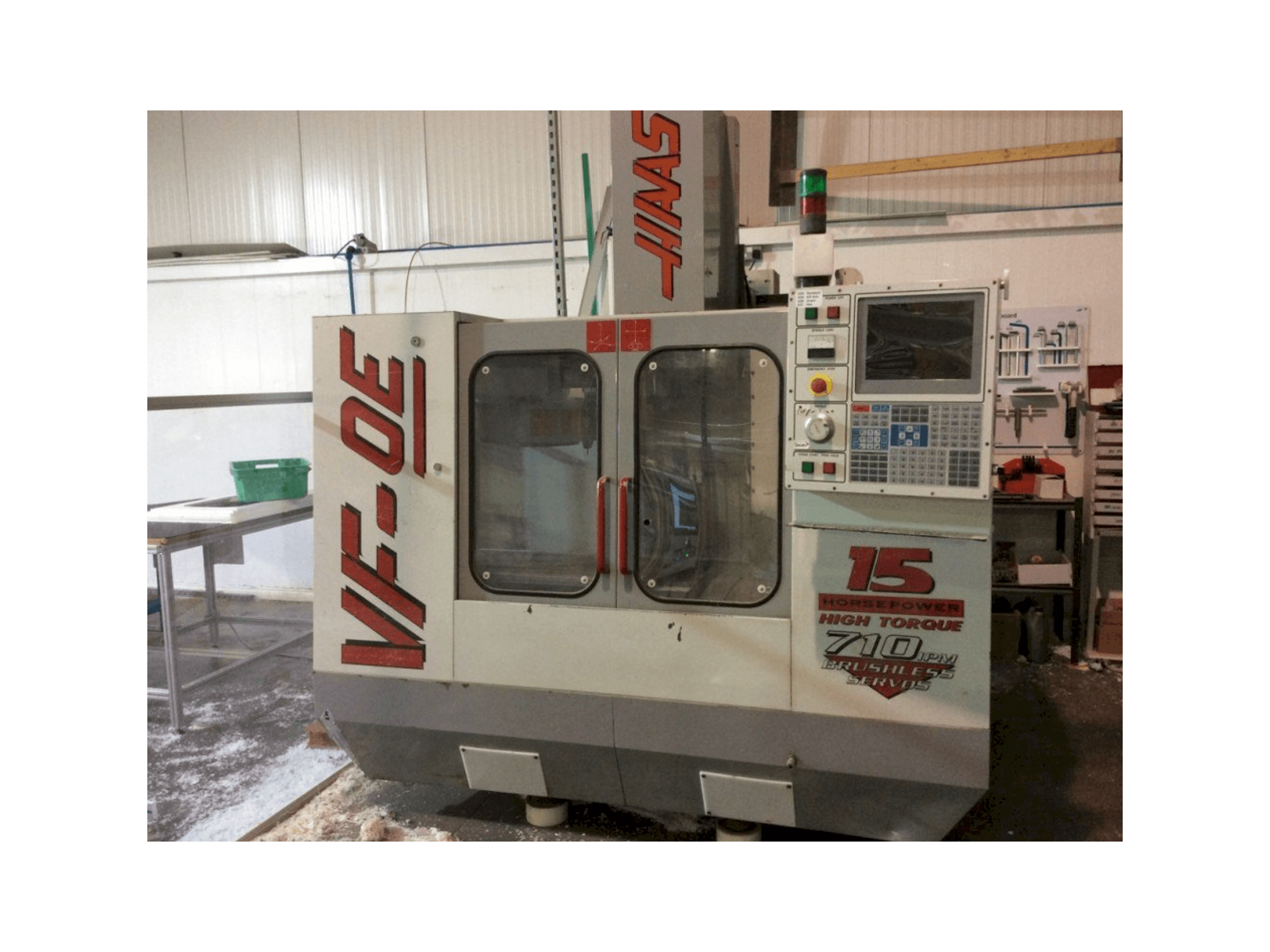 Vista Frontal da HAAS VF-OE máquina