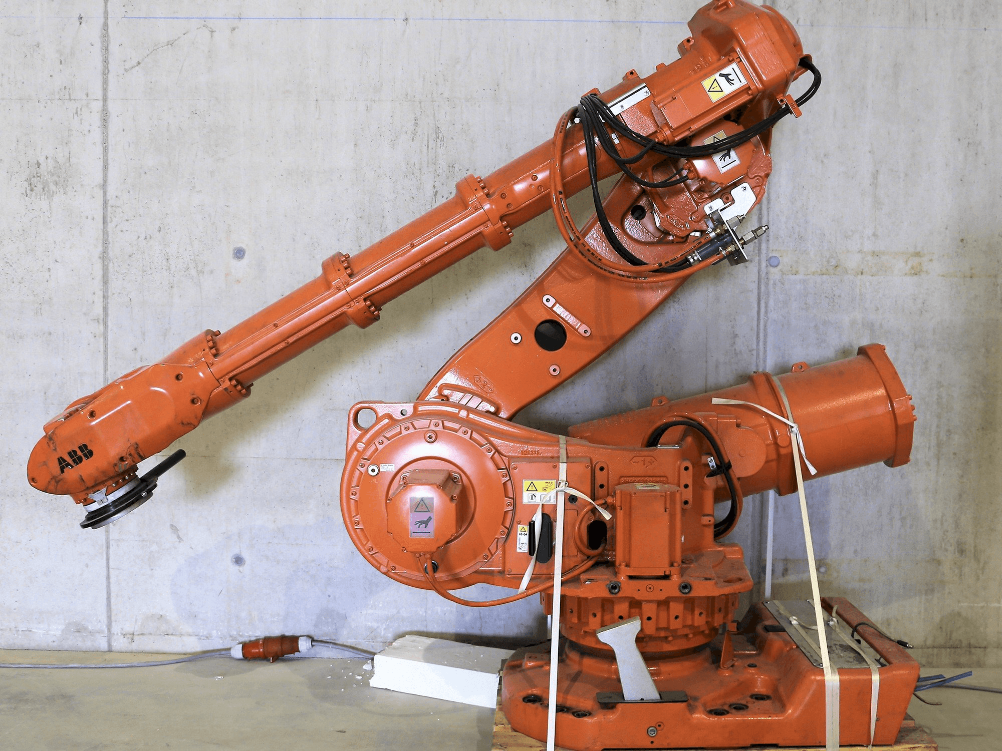 Vista Frontal da ABB 6650 máquina