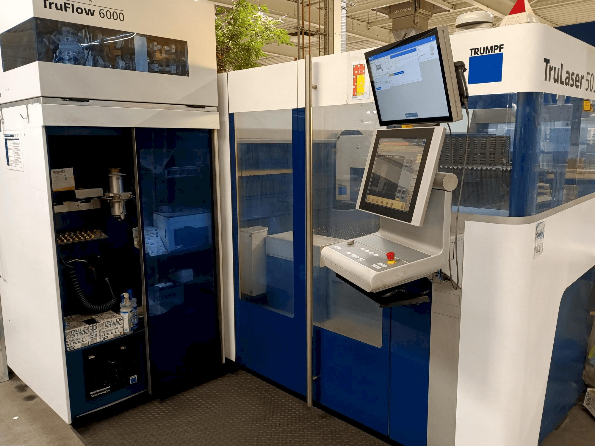 Vista Frontal da TRUMPF TruLaser 5030 6,0kW Co2 + LiftMaster máquina