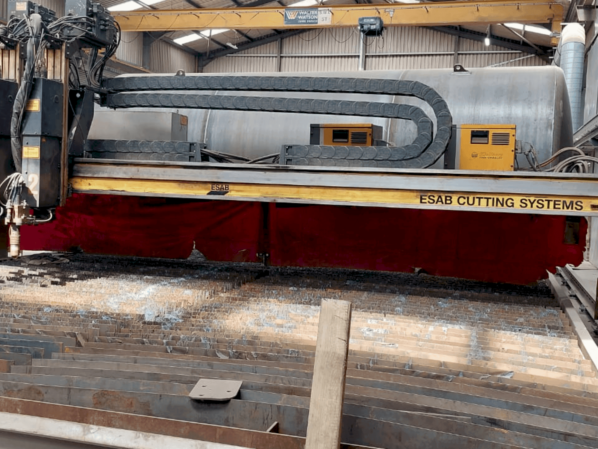 Vista Frontal da ESAB Suprarex SXE 5000 máquina