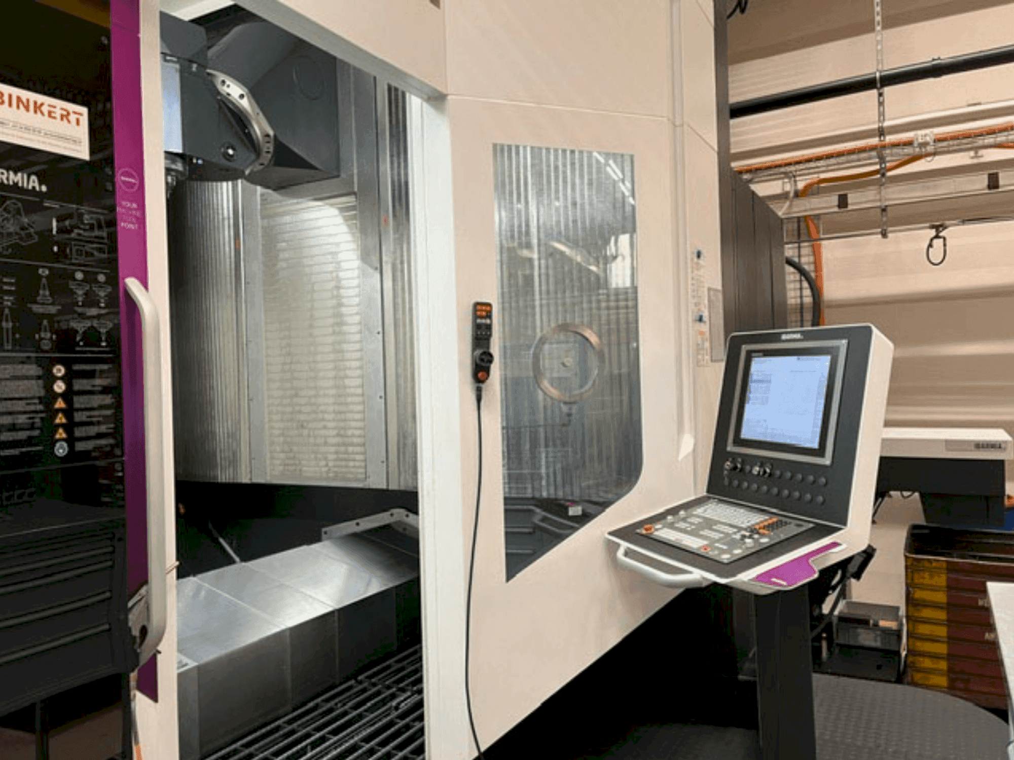 Vista Frontal da IBARMIA THC 22 Extreme máquina