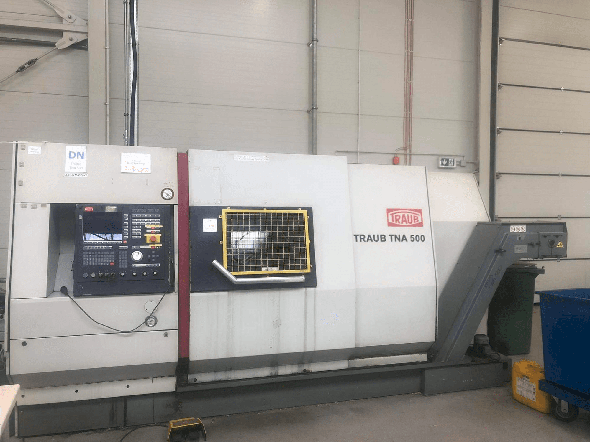 Vista Frontal da TRAUB TNA 500/600 máquina