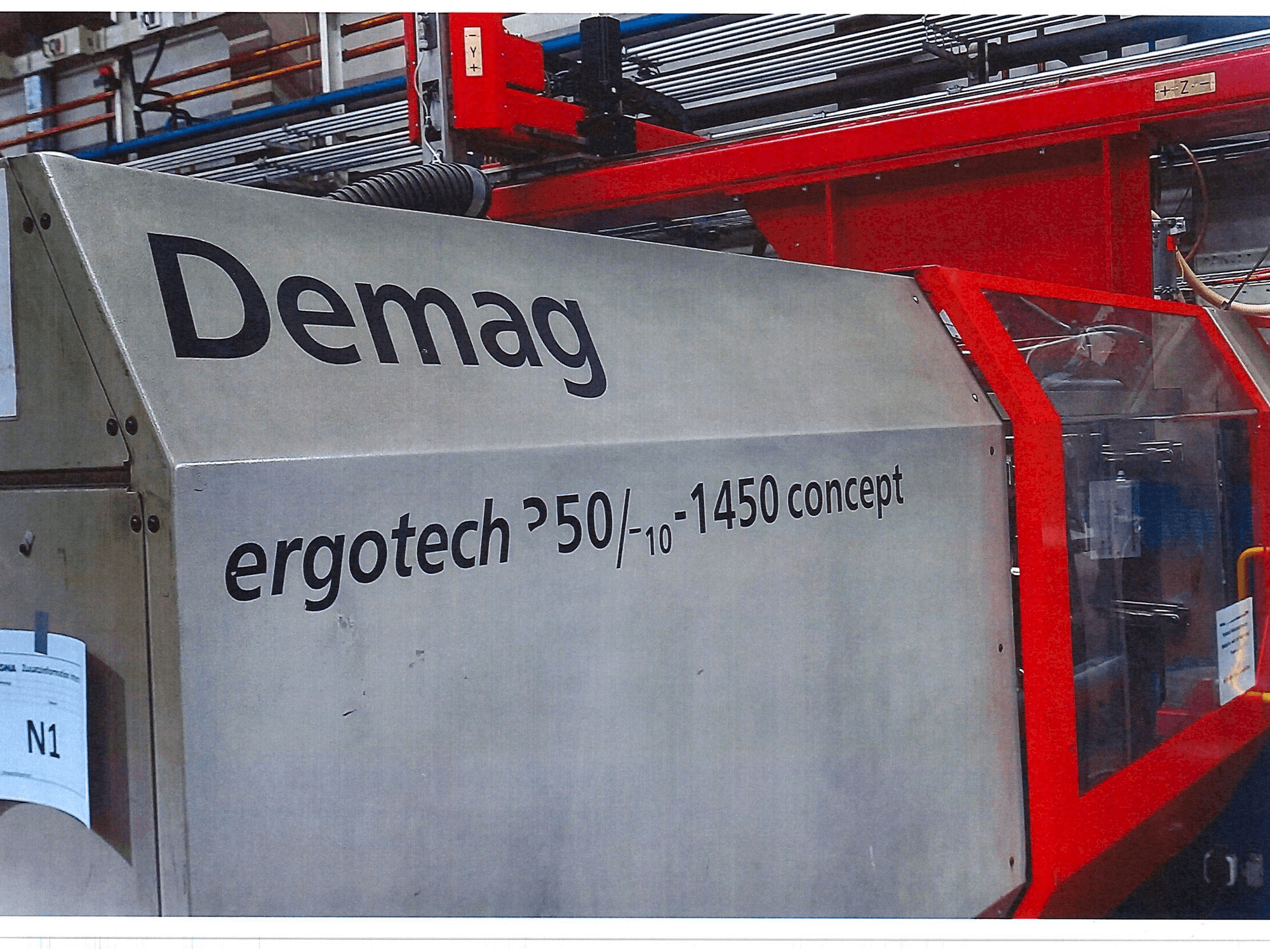 Vista Frontal da DEMAG ergotech 350/710-1450 concept máquina