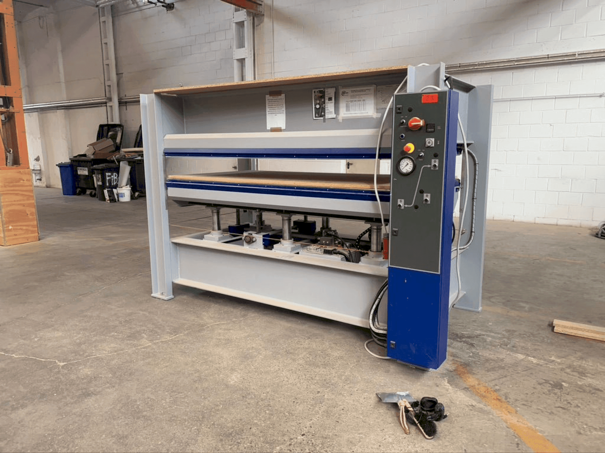 Vista Frontal da FORMAT4 HVP Typ 4 máquina