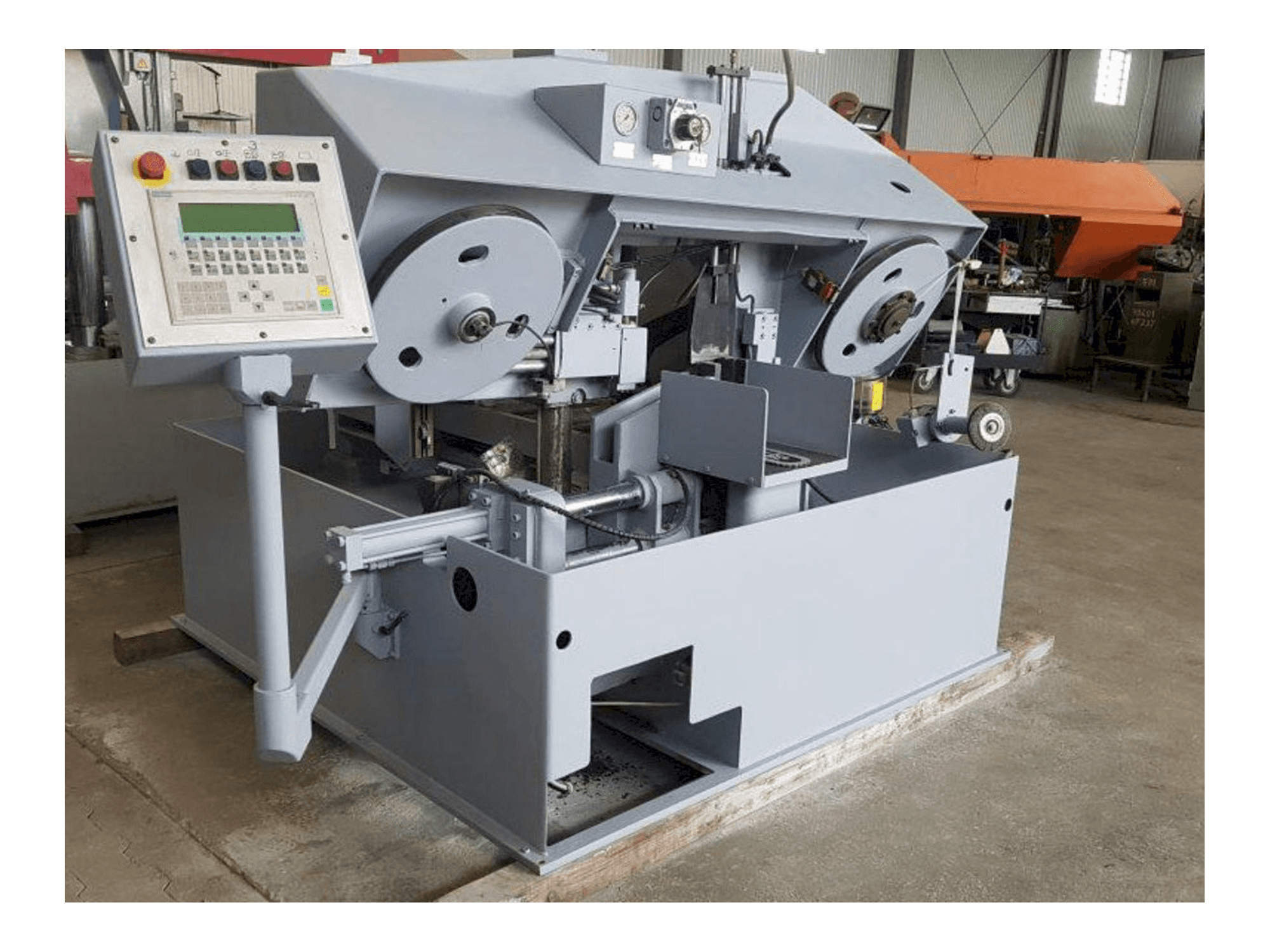 Vista Frontal da FORTE SBA 271 máquina