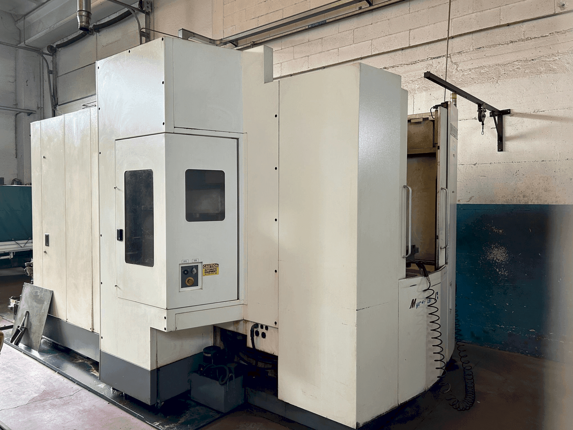 Vista Frontal da Kitamura HX500 ia máquina