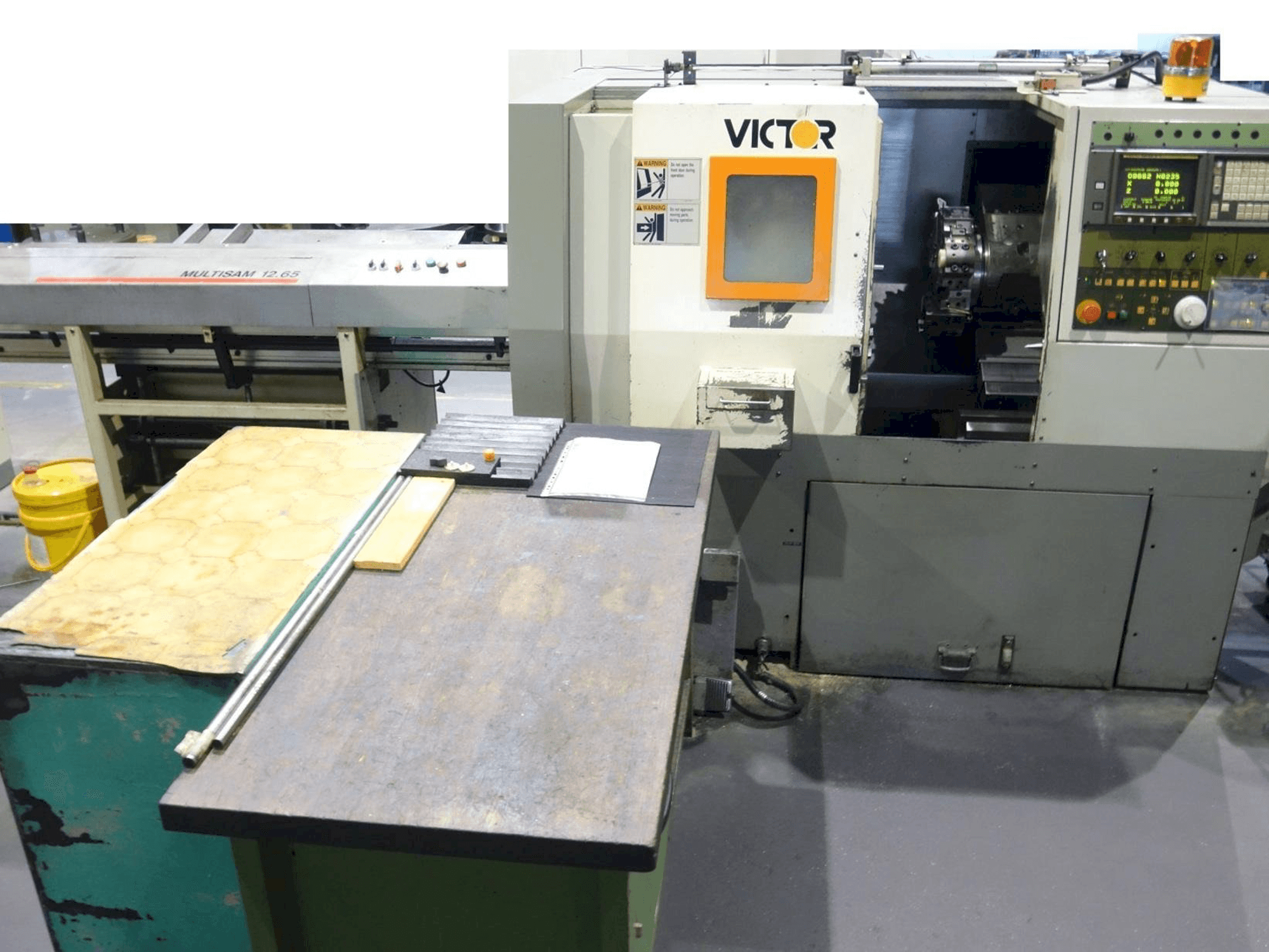 Vista Frontal da Victor V Turn plus 15 (1996) máquina