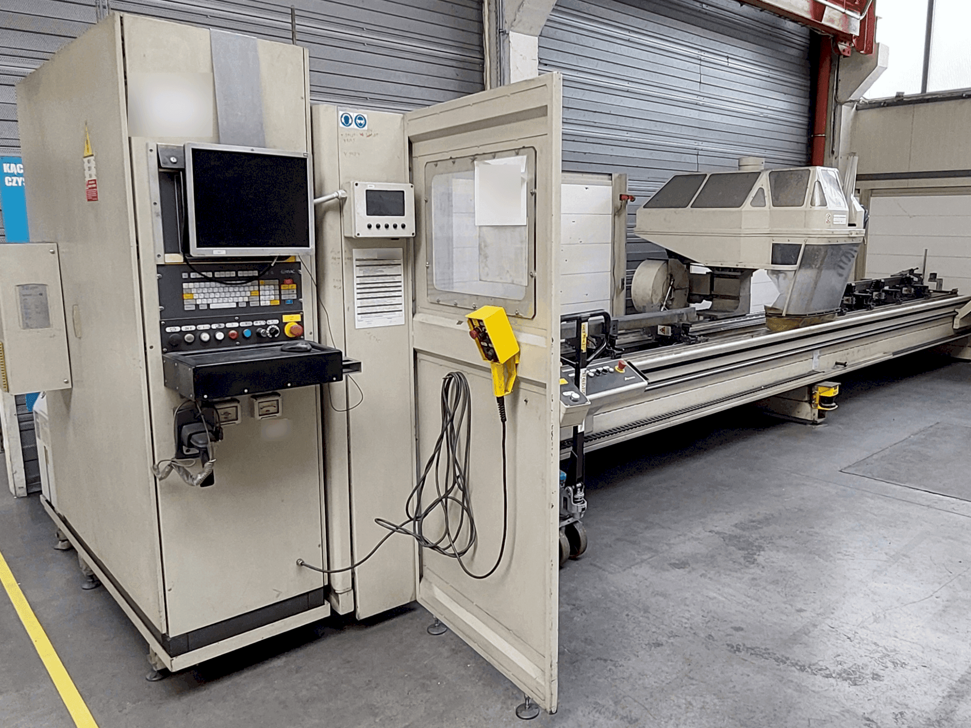 Vista Frontal da Emmegi PENDOLARE máquina