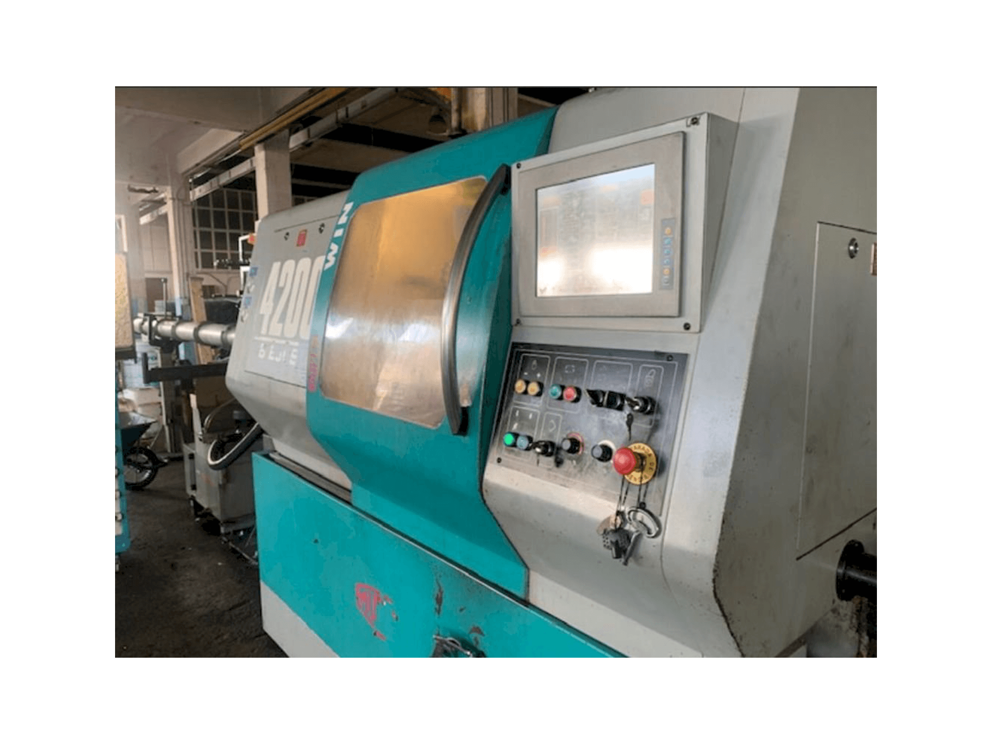 Vista Frontal da Mupem Win 4200 máquina