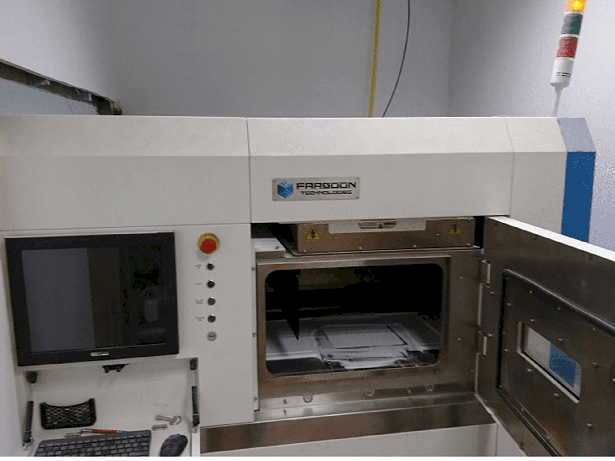 Vista Frontal da FARSOON eForm máquina